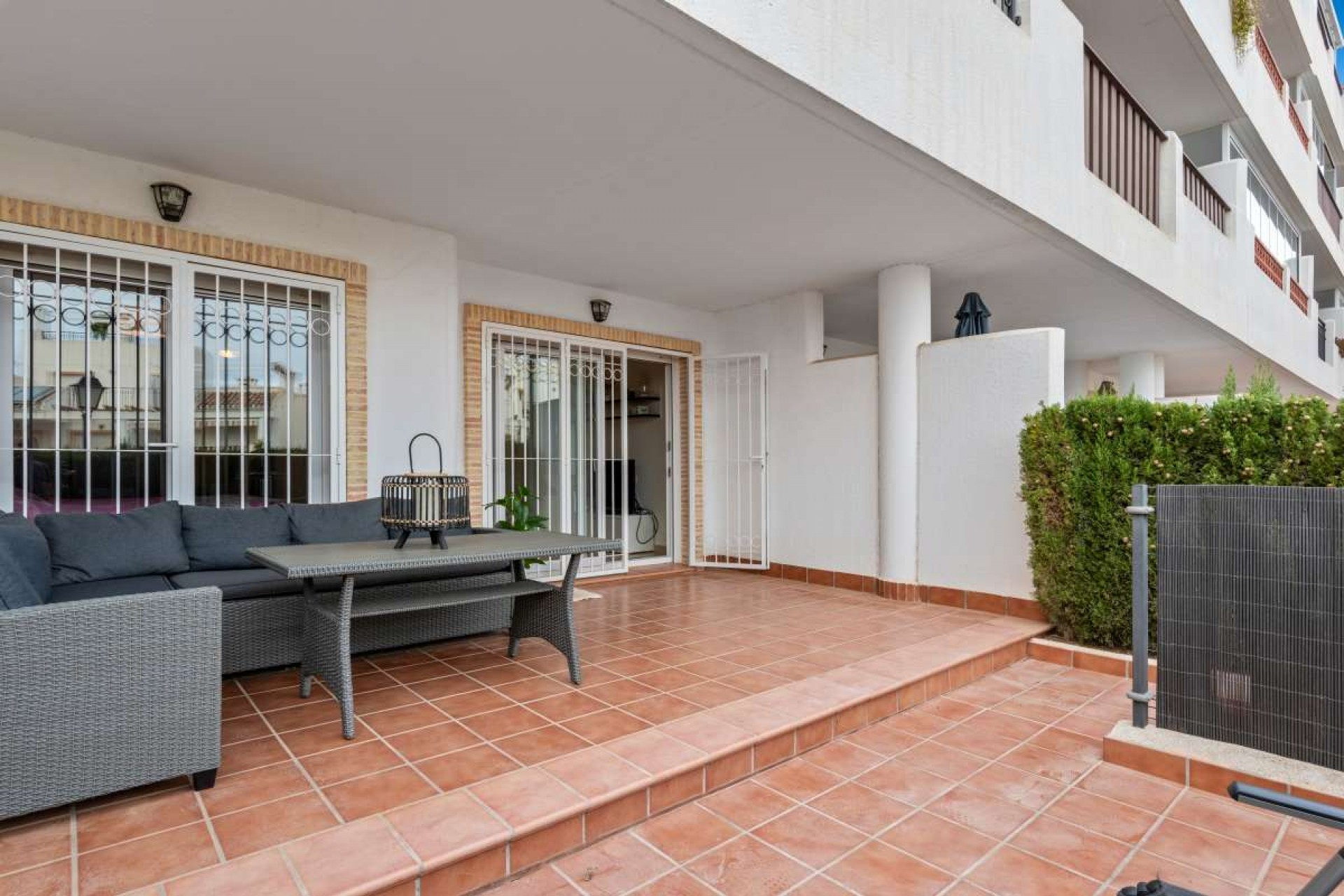 Återförsäljning - Apartment -
Villamartin - Costa Blanca