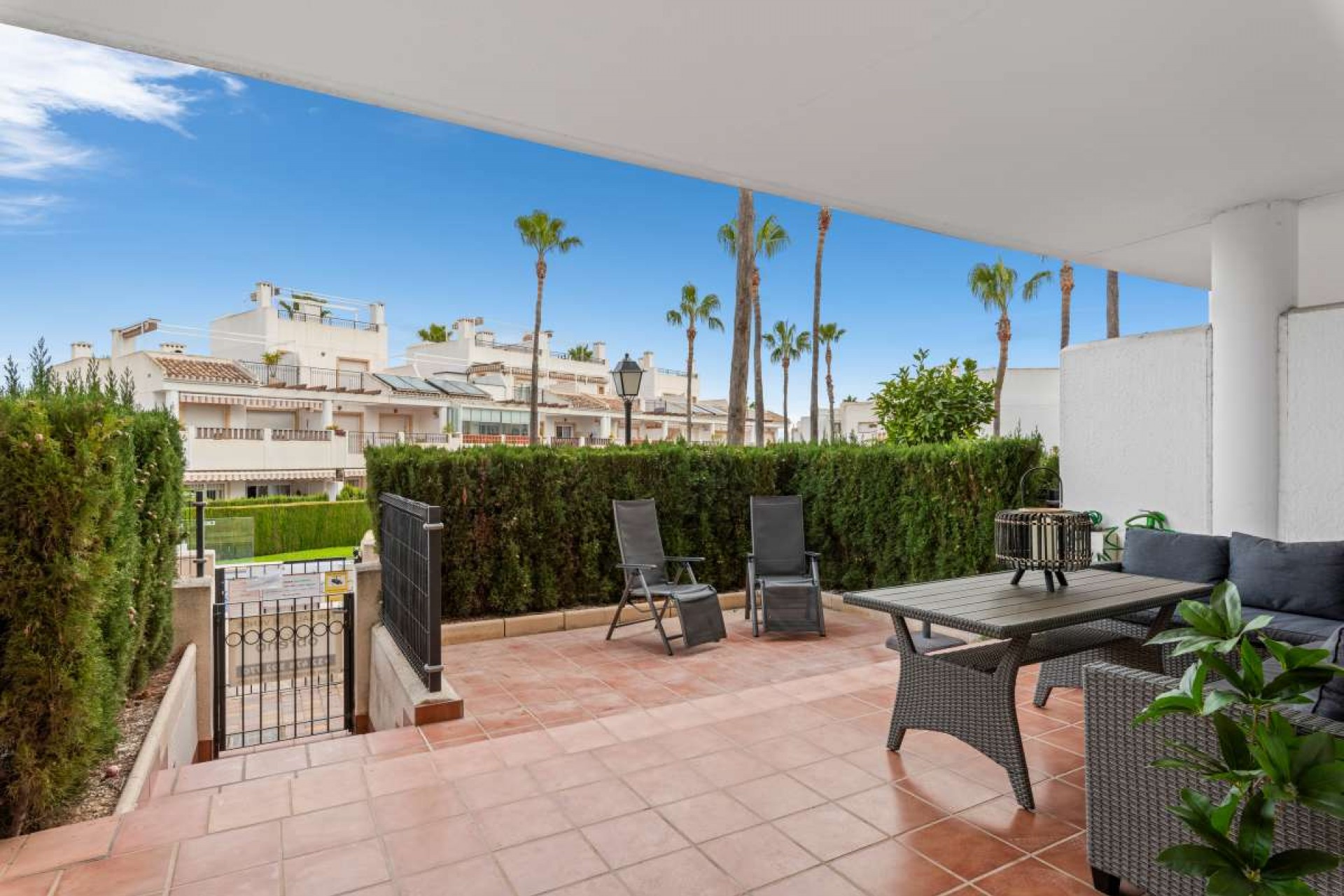 Återförsäljning - Apartment -
Villamartin - Costa Blanca