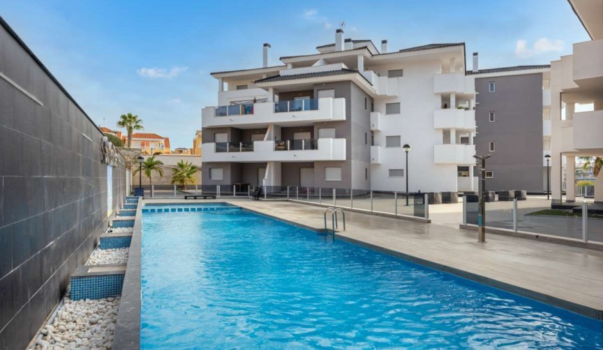 Återförsäljning - Apartment -
Villamartin - Costa Blanca