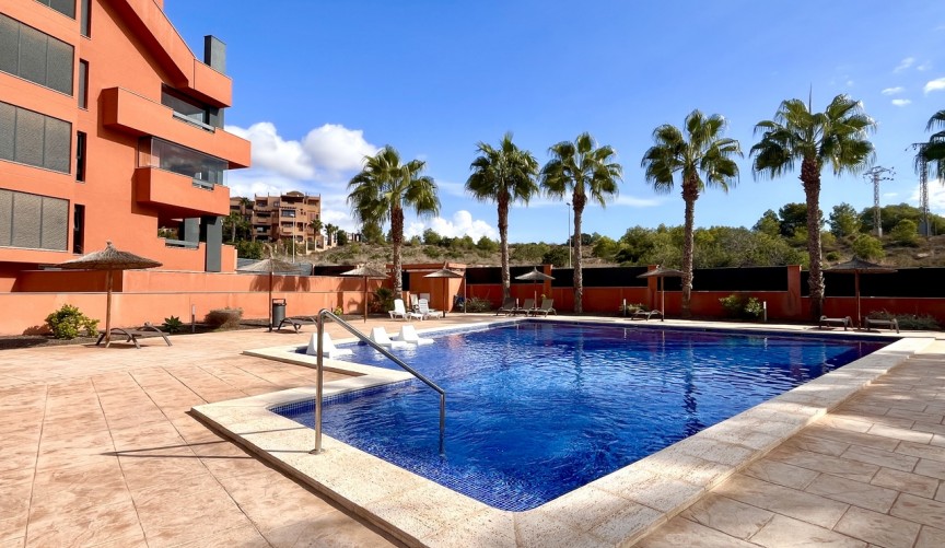 Återförsäljning - Apartment -
Villamartin - Costa Blanca