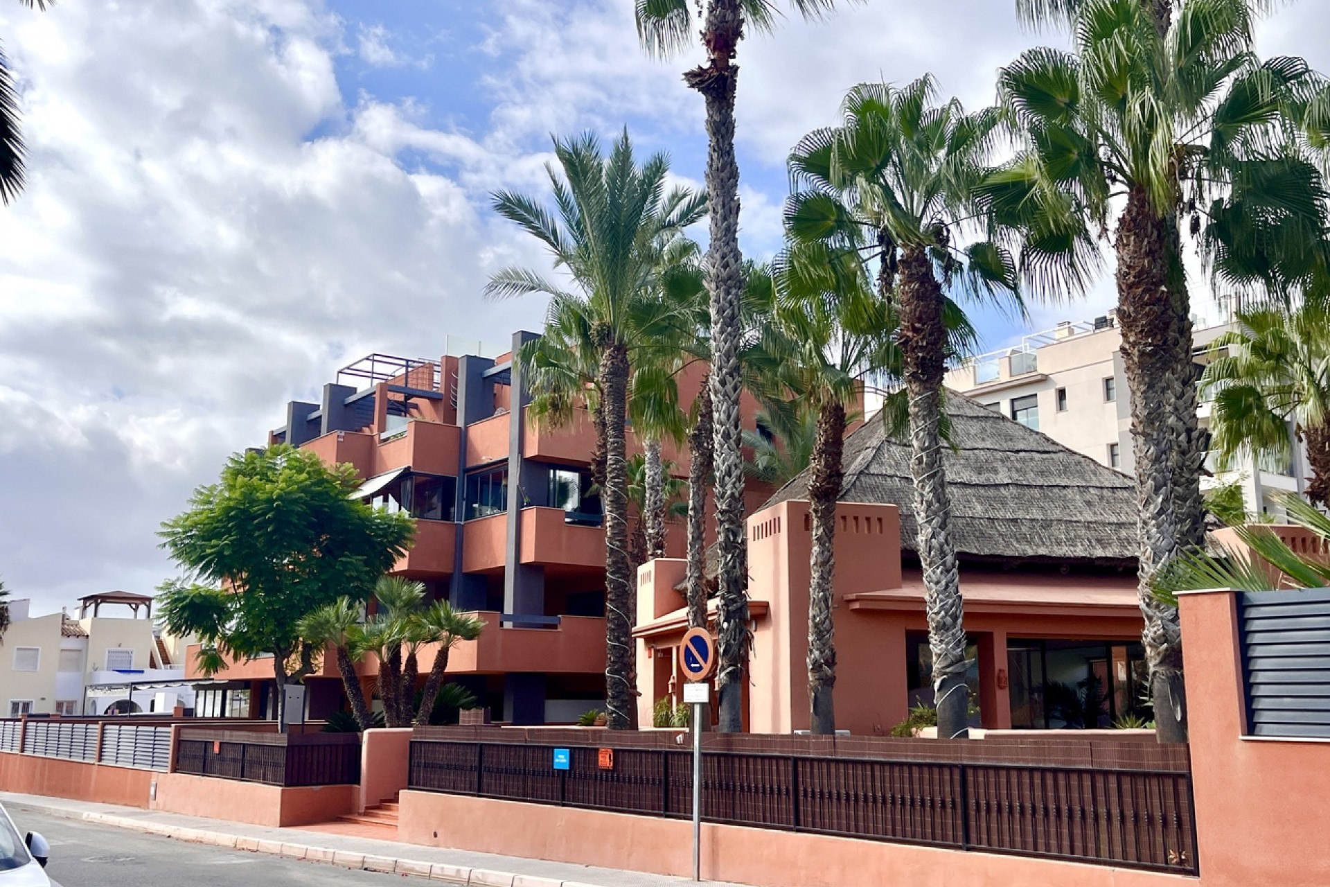 Återförsäljning - Apartment -
Villamartin - Costa Blanca