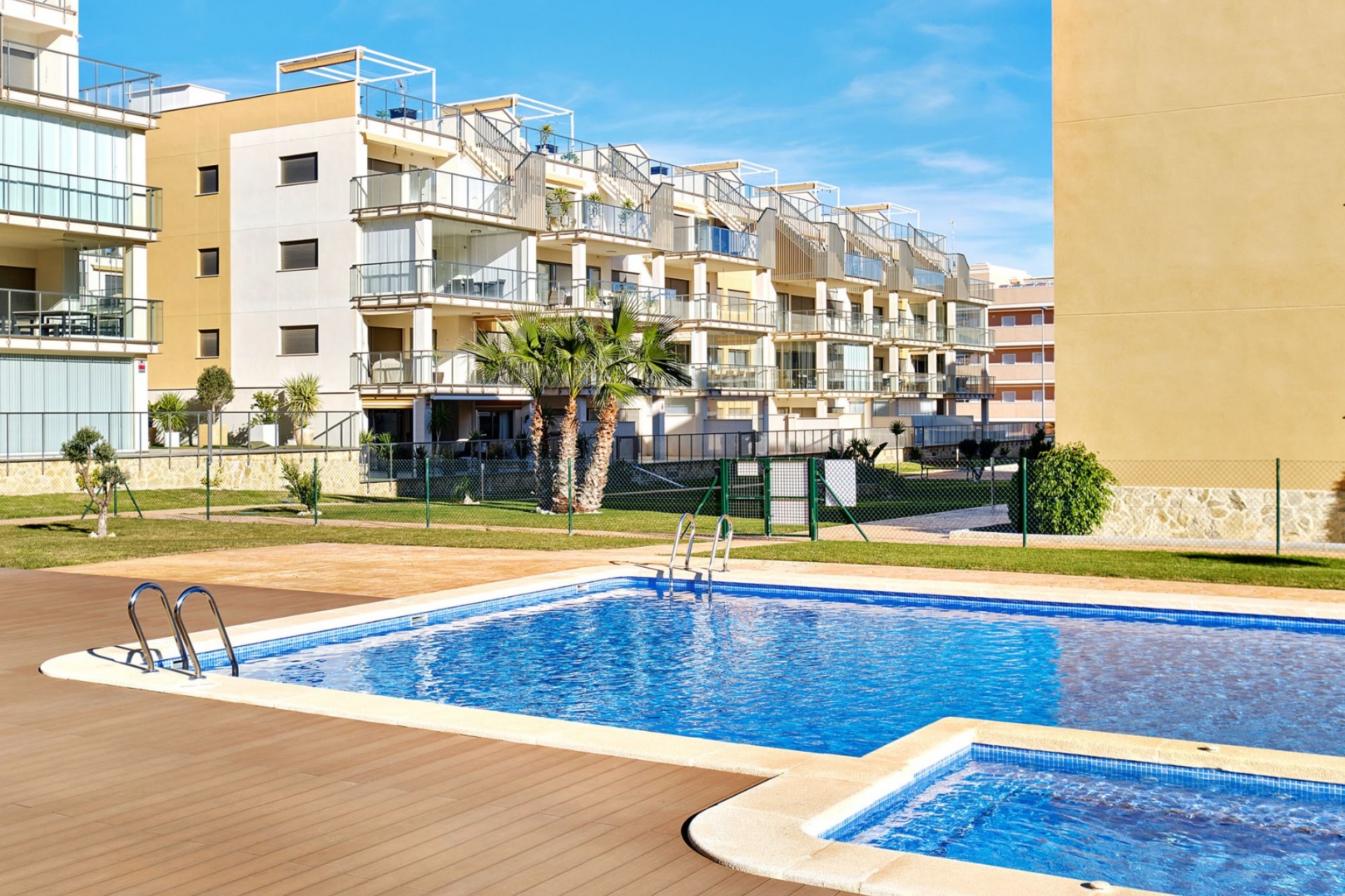 Återförsäljning - Apartment -
Villamartin - Costa Blanca