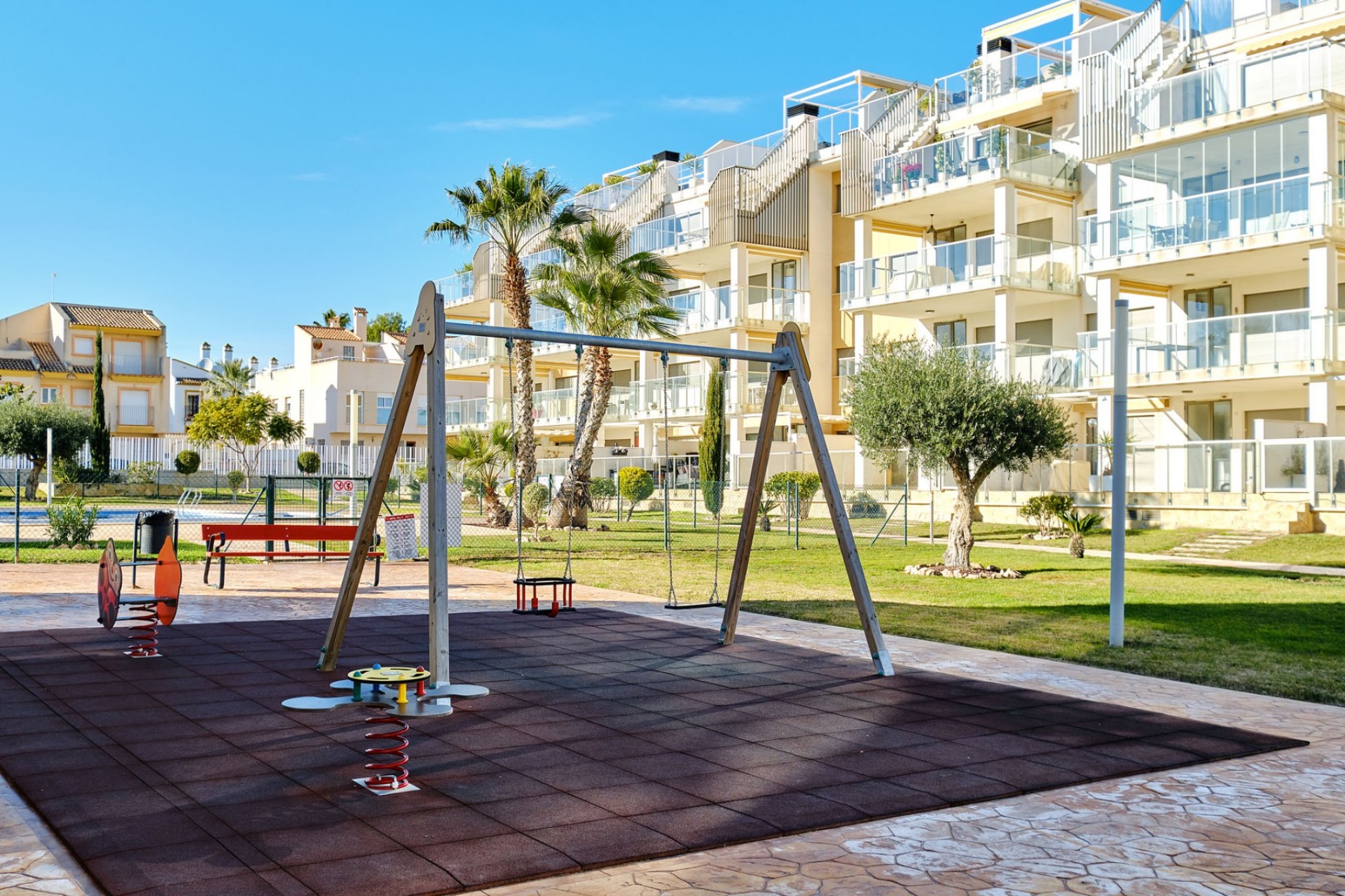 Återförsäljning - Apartment -
Villamartin - Costa Blanca