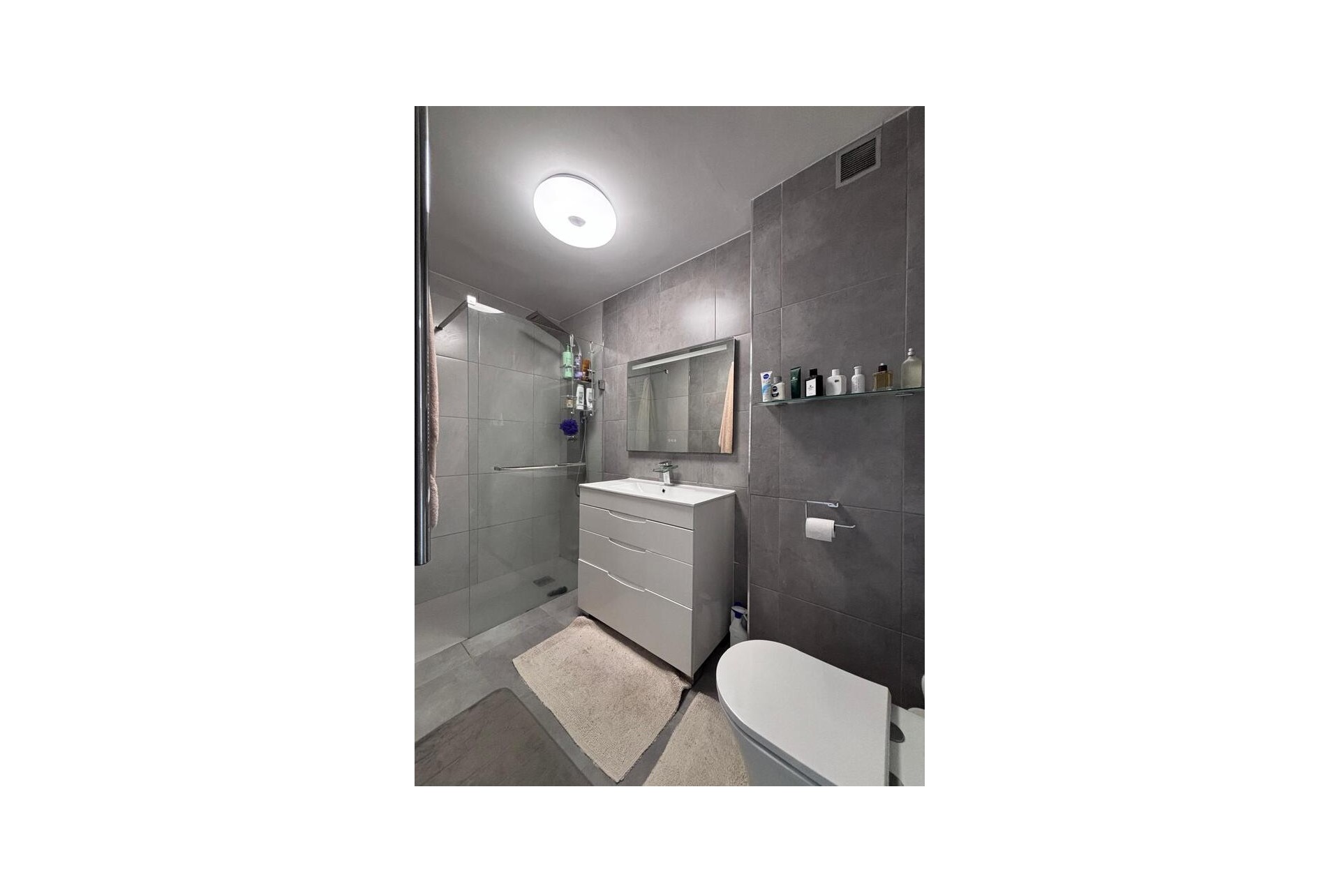 Återförsäljning - Apartment -
Villamartin - Costa Blanca