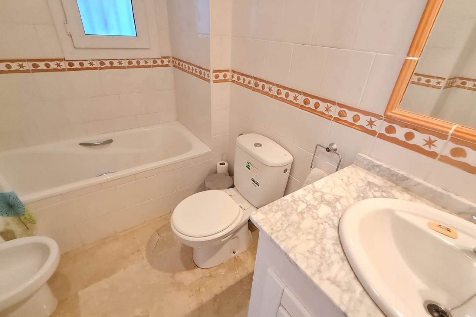 Återförsäljning - Apartment -
Villamartin - Costa Blanca