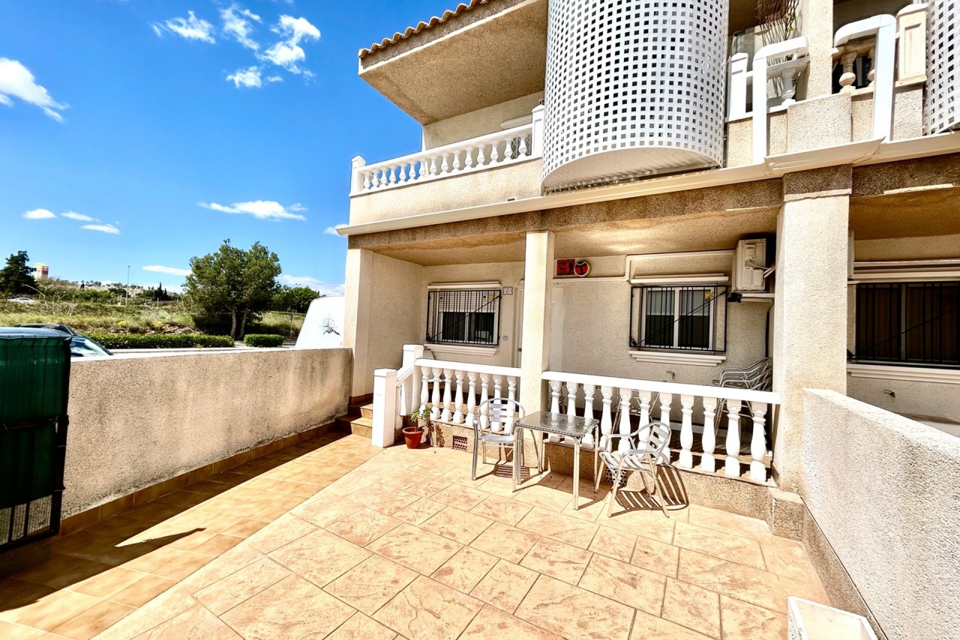 Återförsäljning - Apartment -
Villamartin - Costa Blanca