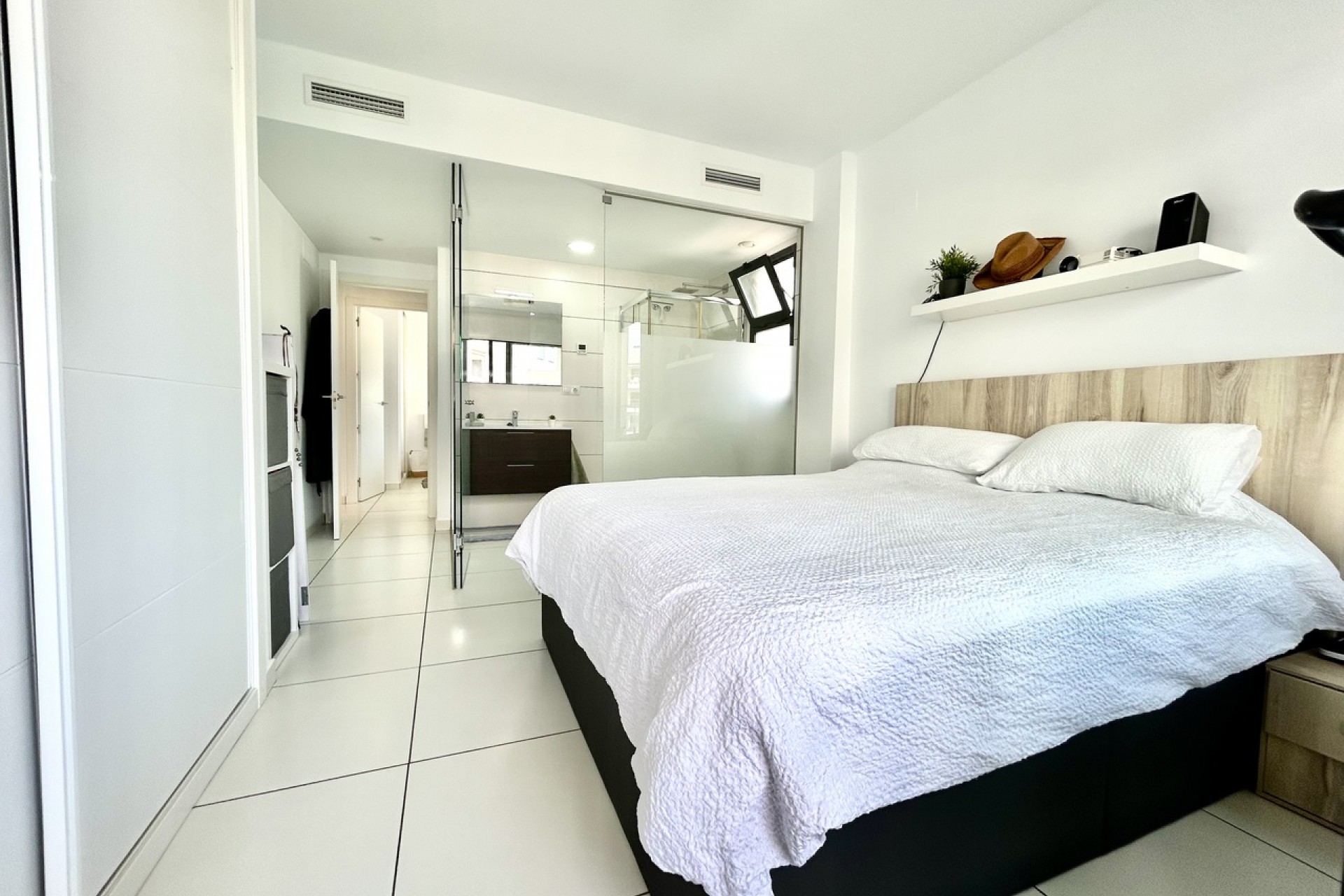 Återförsäljning - Apartment -
Villamartin - Costa Blanca