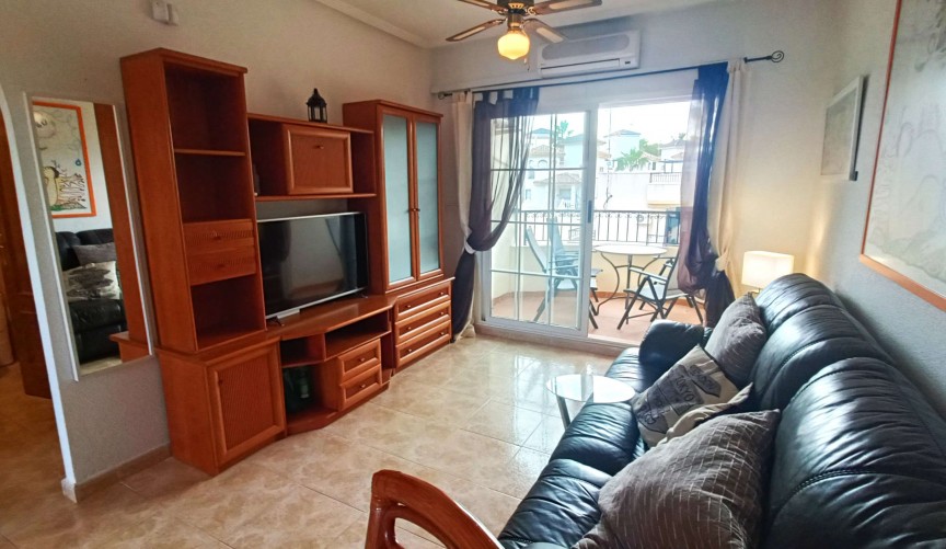 Återförsäljning - Apartment -
Villamartin - Costa Blanca