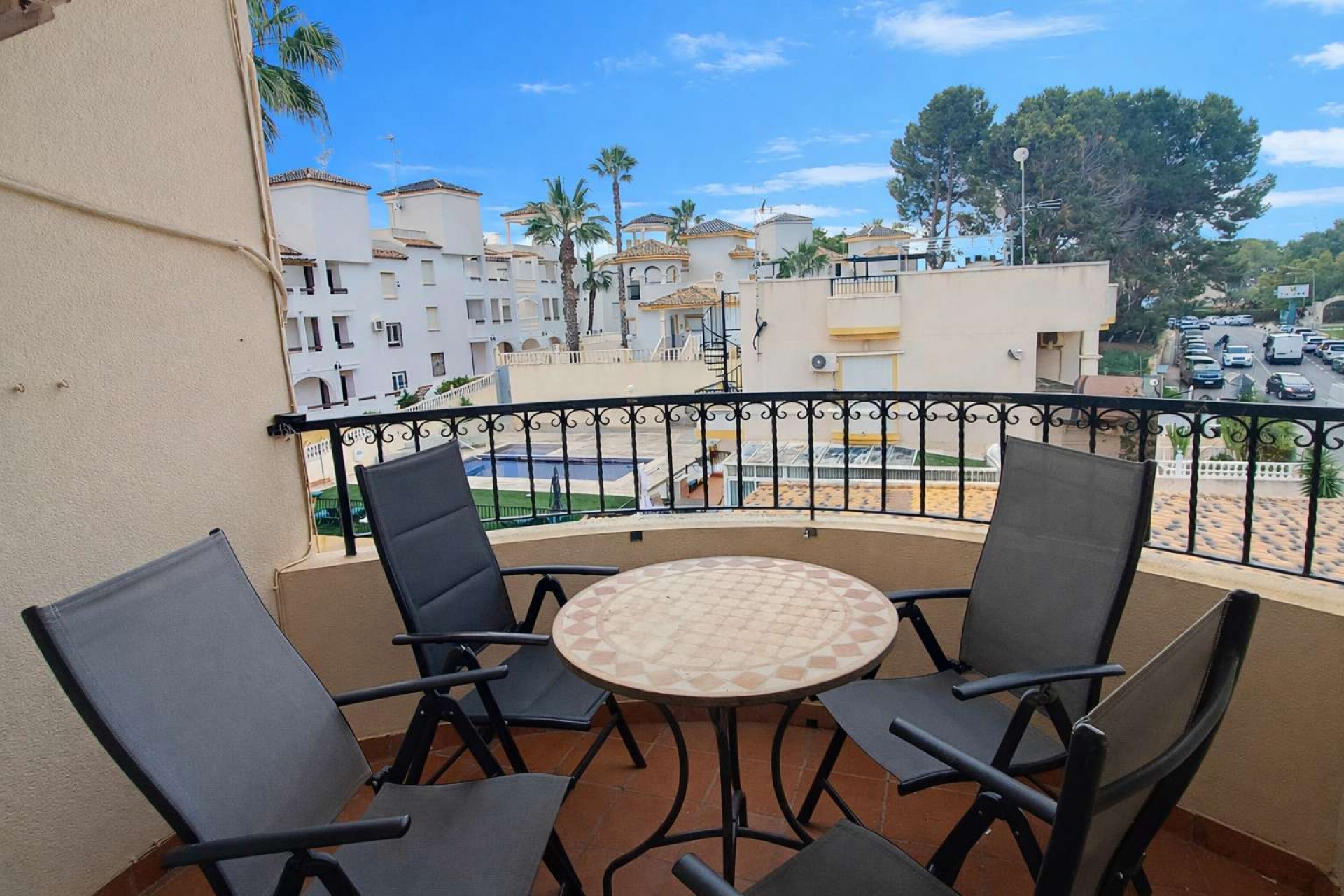 Återförsäljning - Apartment -
Villamartin - Costa Blanca