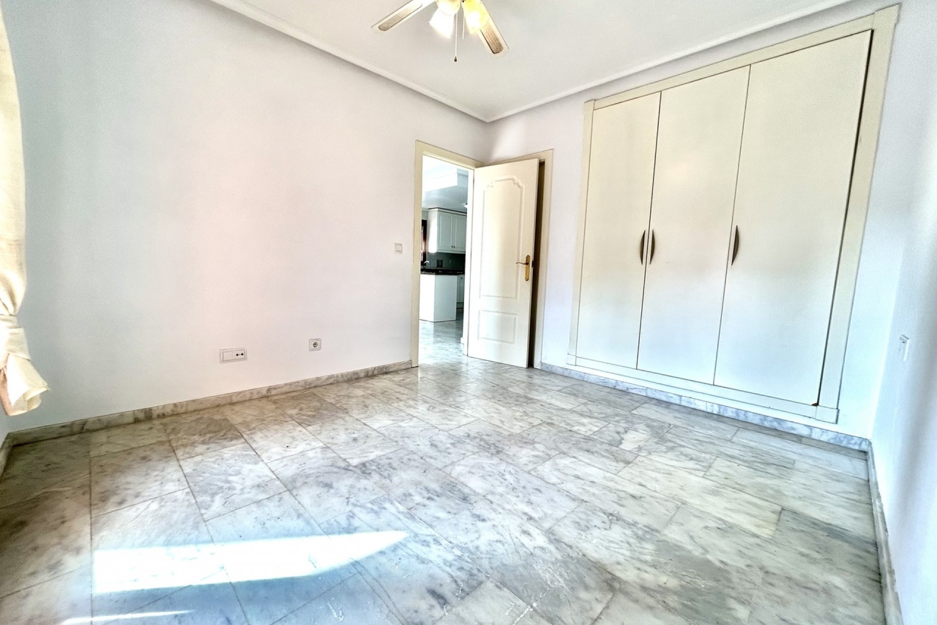 Återförsäljning - Apartment -
Villamartin - Costa Blanca