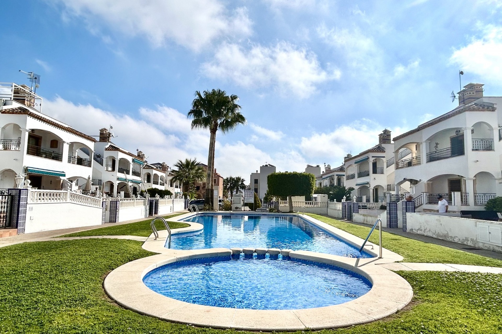 Återförsäljning - Apartment -
Villamartin - Costa Blanca