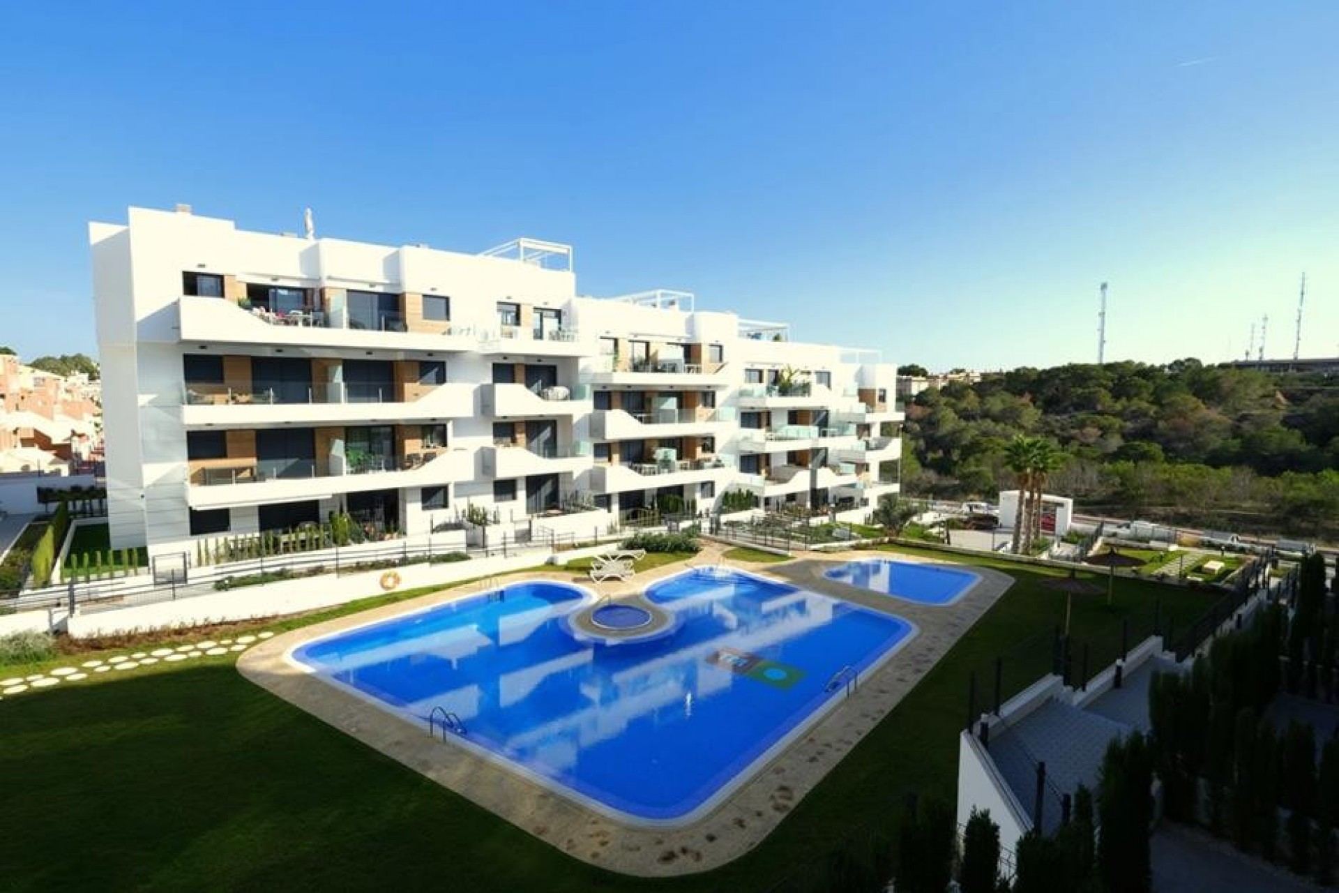 Återförsäljning - Apartment -
Villamartin - Costa Blanca