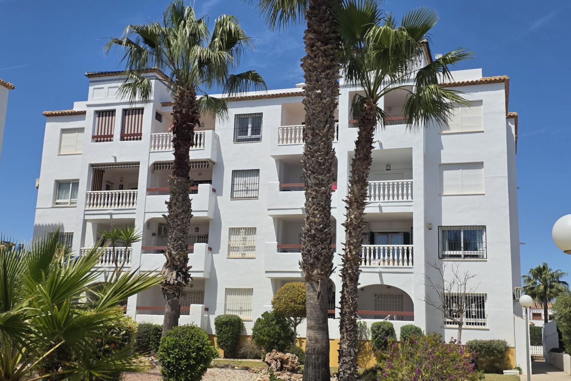 Återförsäljning - Apartment -
Villamartin - Costa Blanca