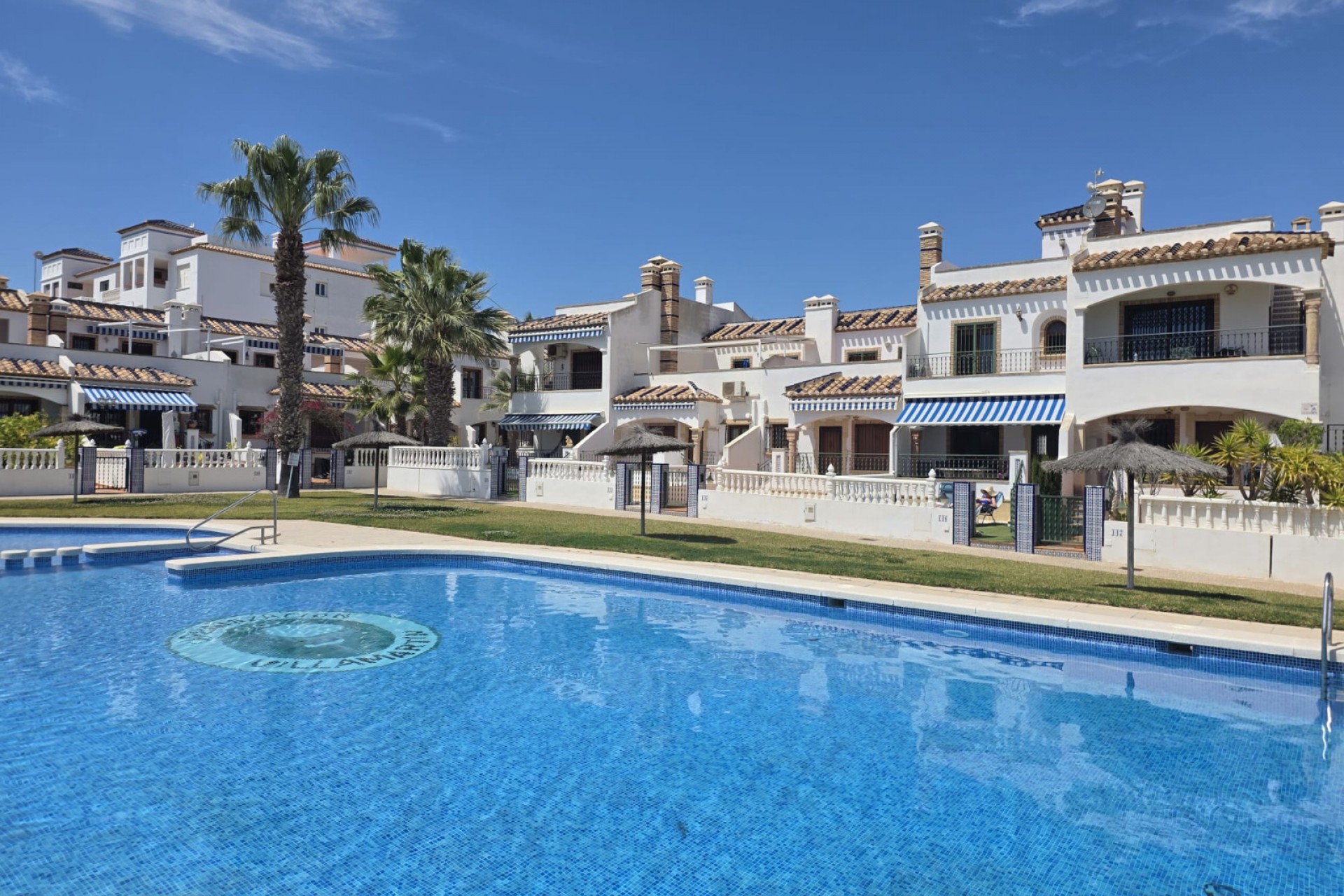 Återförsäljning - Apartment -
Villamartin - Costa Blanca
