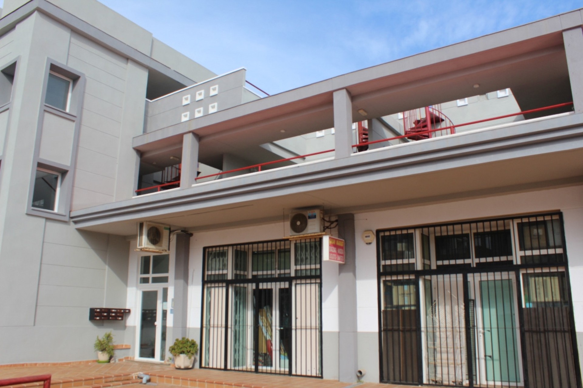 Återförsäljning - Apartment -
Villamartin - Costa Blanca