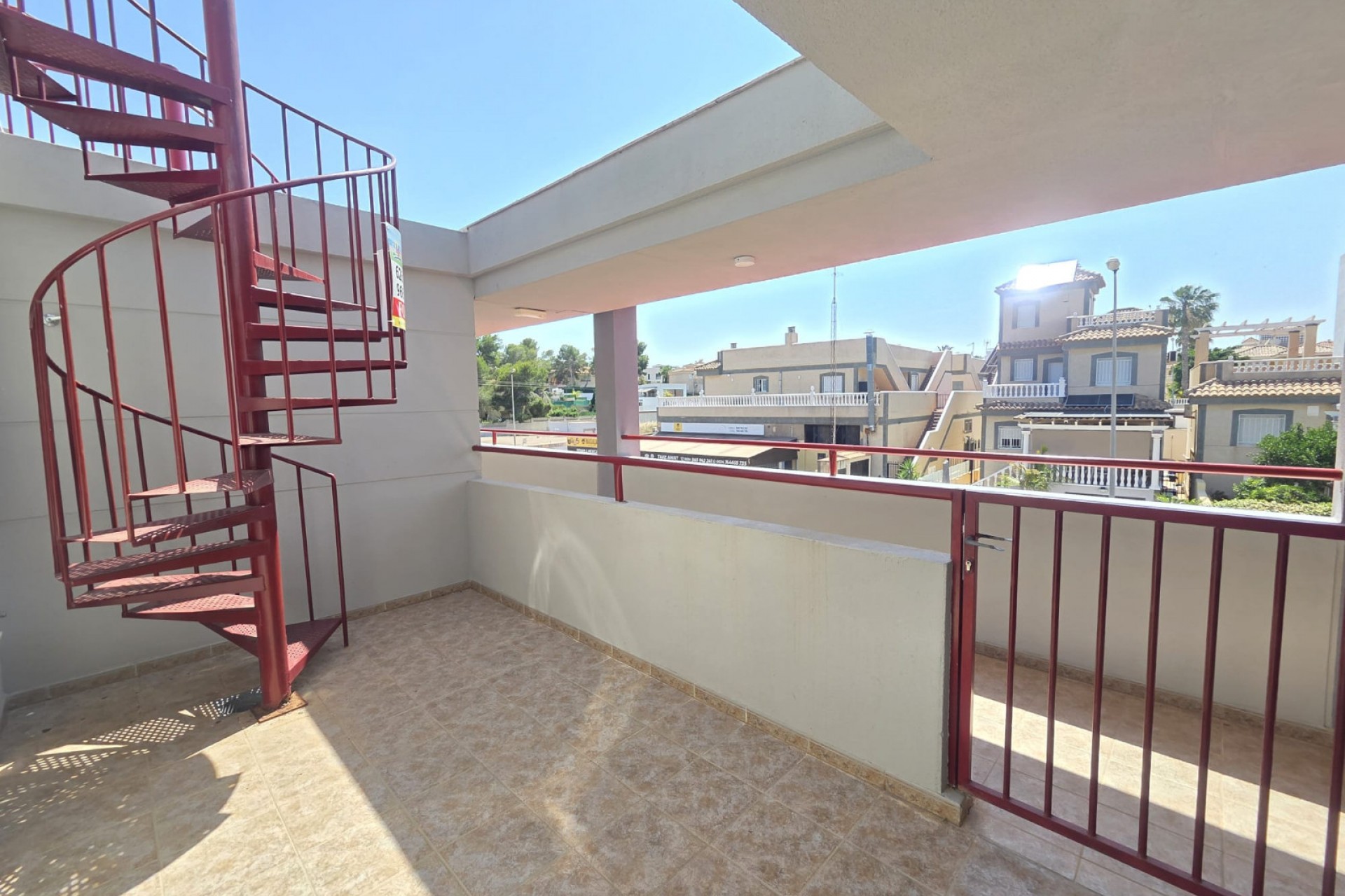 Återförsäljning - Apartment -
Villamartin - Costa Blanca
