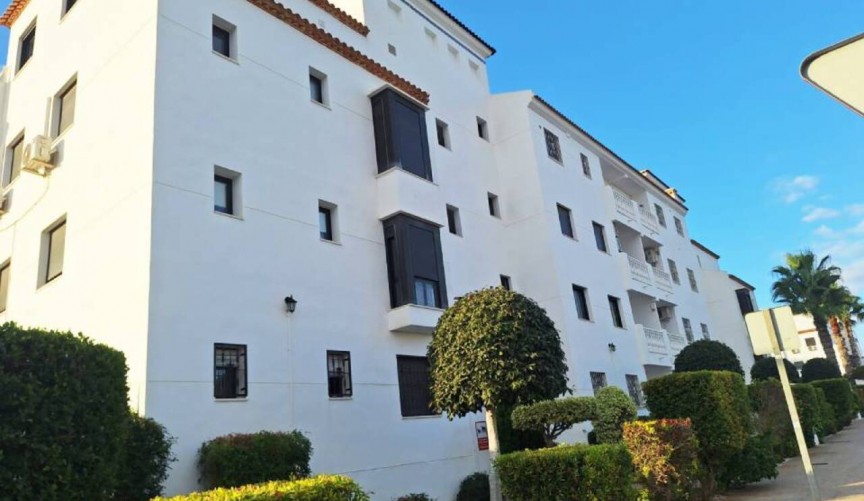 Återförsäljning - Apartment -
Villamartin - Costa Blanca