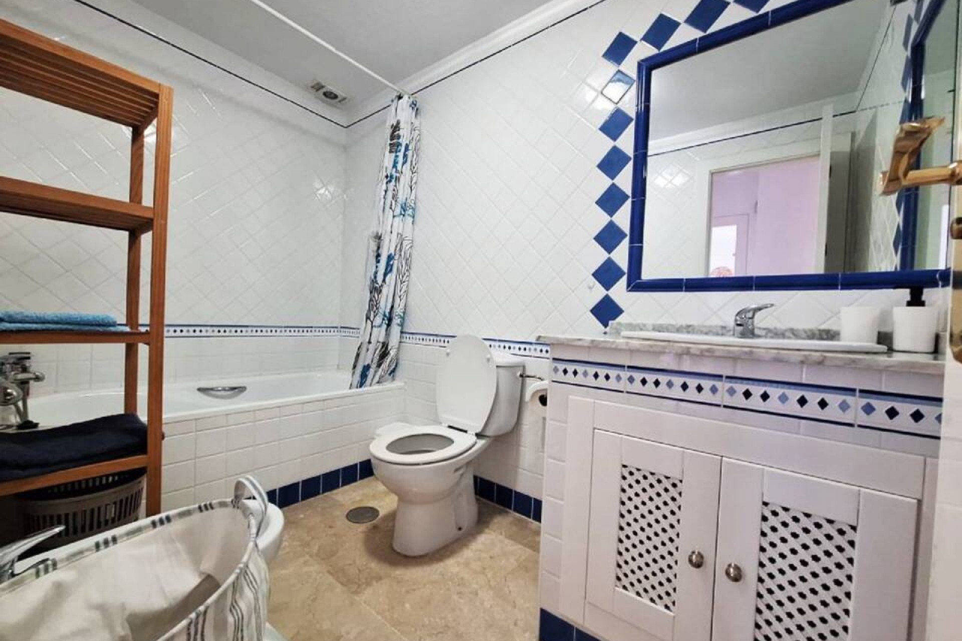 Återförsäljning - Apartment -
Villamartin - Costa Blanca