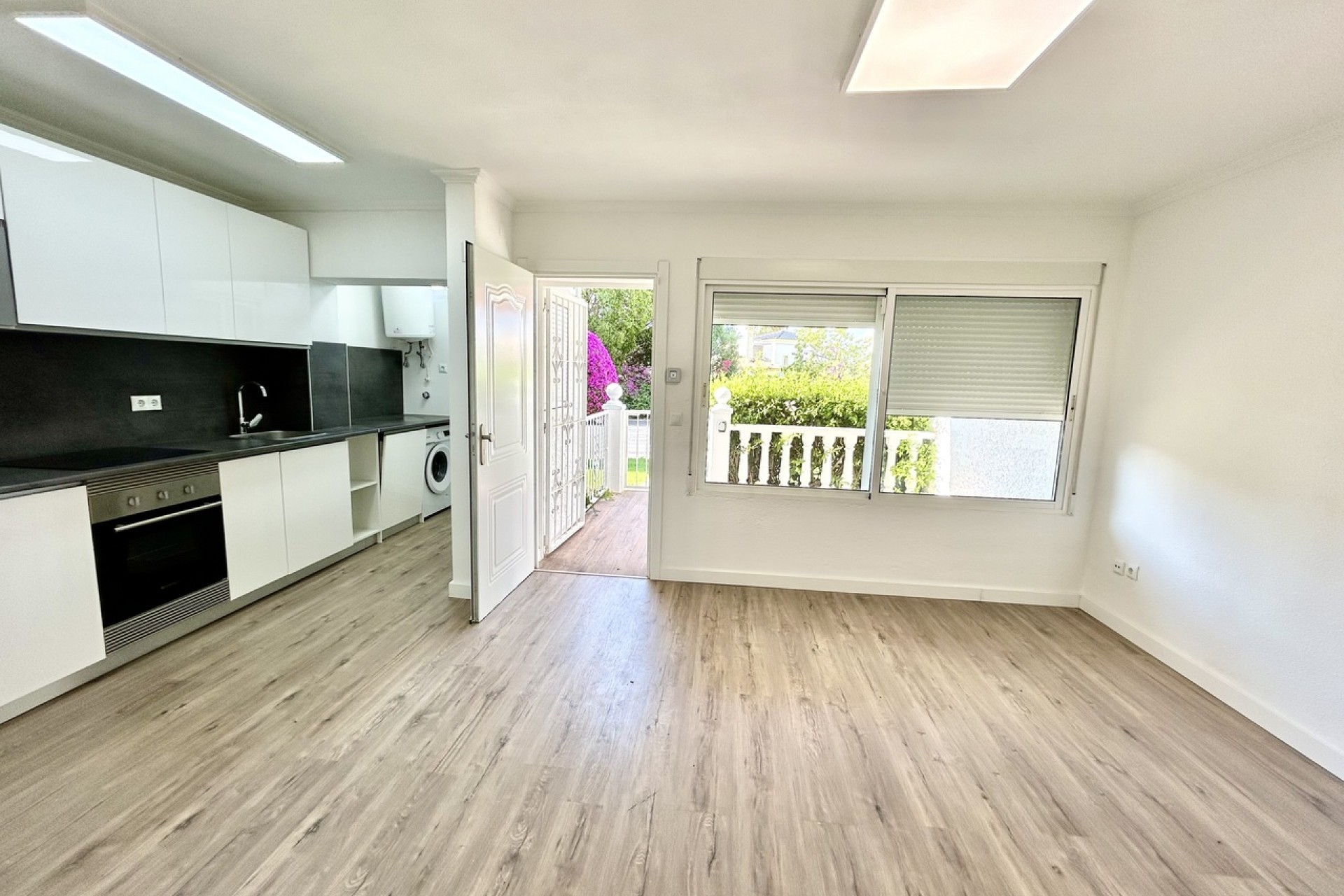Återförsäljning - Apartment -
Villamartin - Costa Blanca