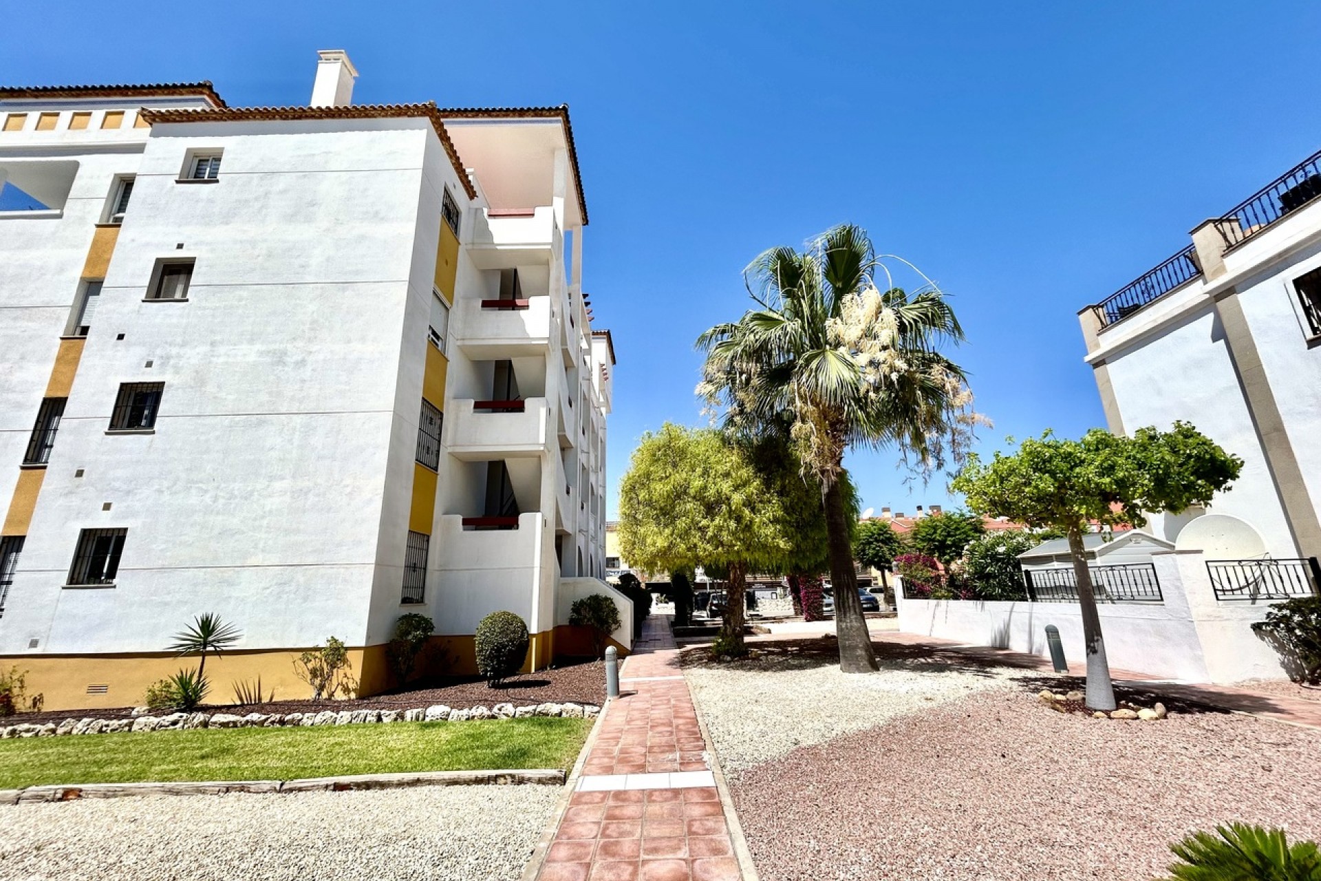 Återförsäljning - Apartment -
Villamartin - Costa Blanca