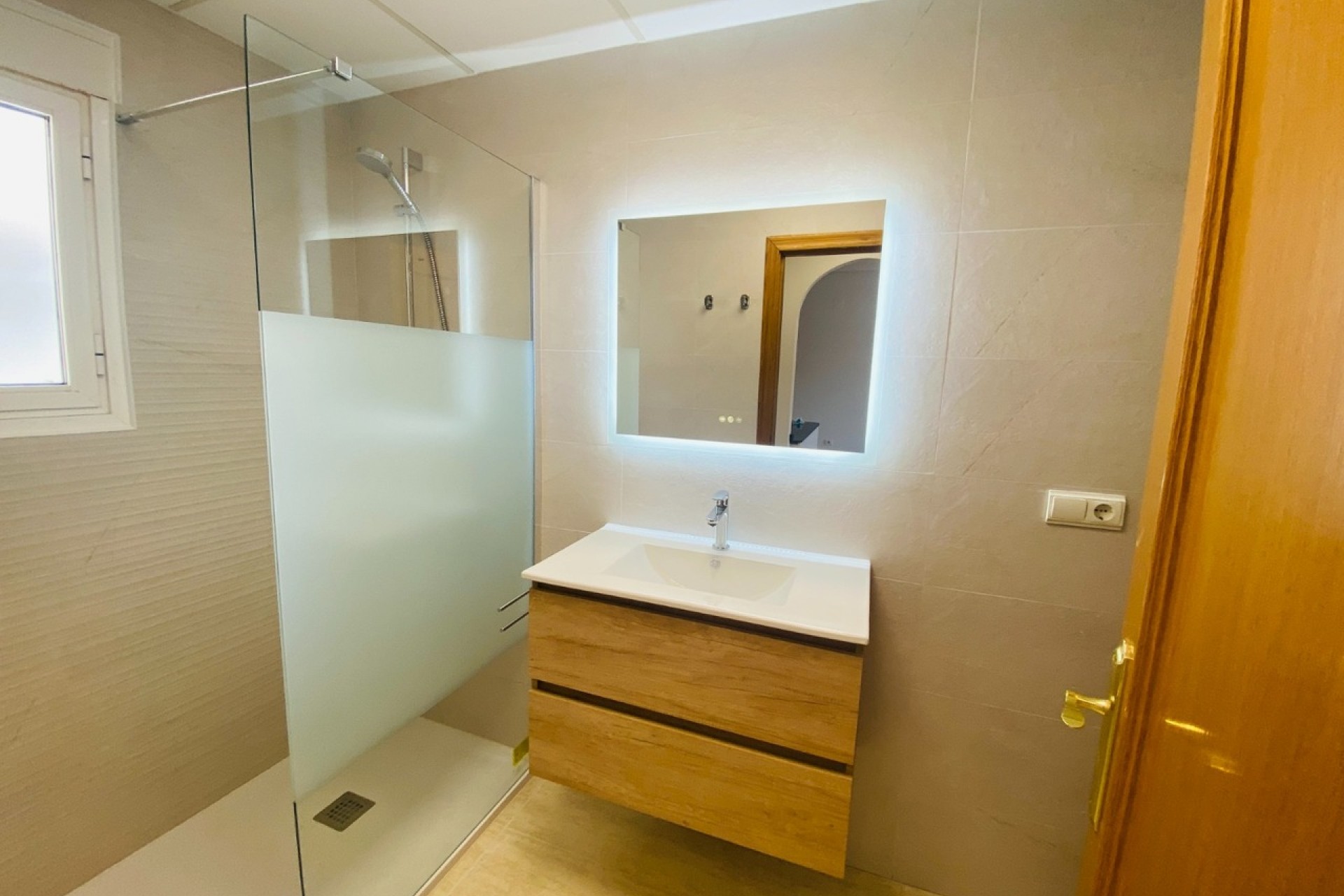 Återförsäljning - Apartment -
Villamartin - Costa Blanca