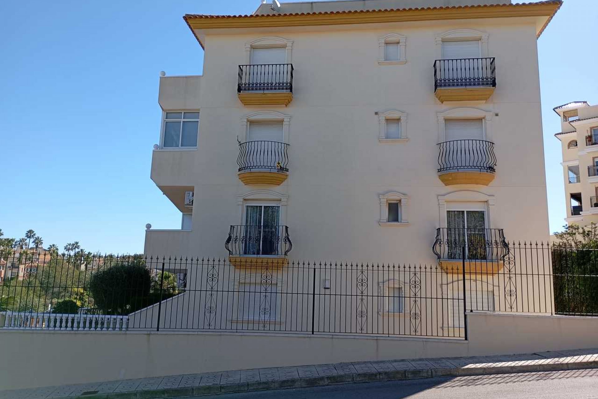 Återförsäljning - Apartment -
Villamartin - Costa Blanca