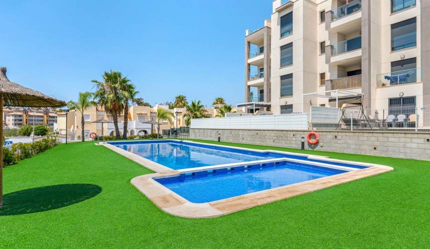 Återförsäljning - Apartment -
Villamartin - Costa Blanca