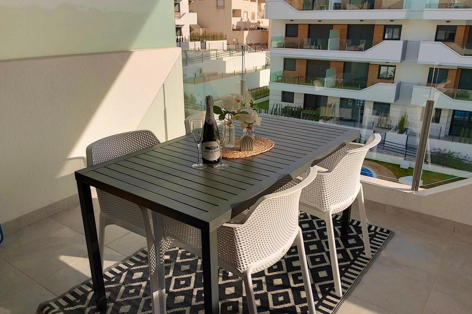 Återförsäljning - Apartment -
Villamartin - Costa Blanca