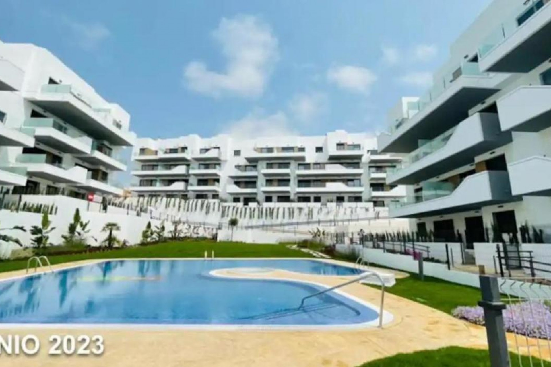 Återförsäljning - Apartment -
Villamartin - Costa Blanca