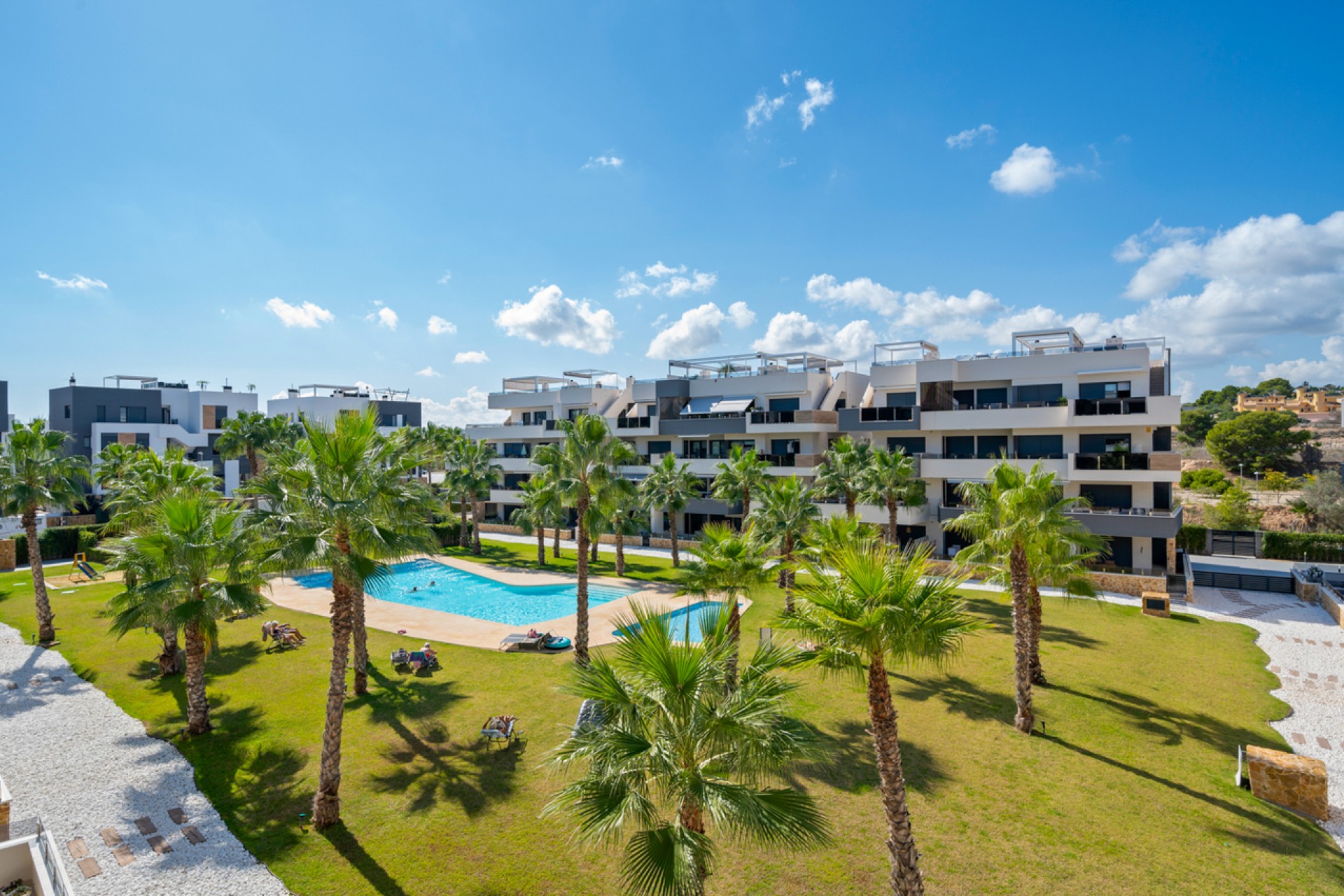 Återförsäljning - Apartment -
Villamartin - Costa Blanca