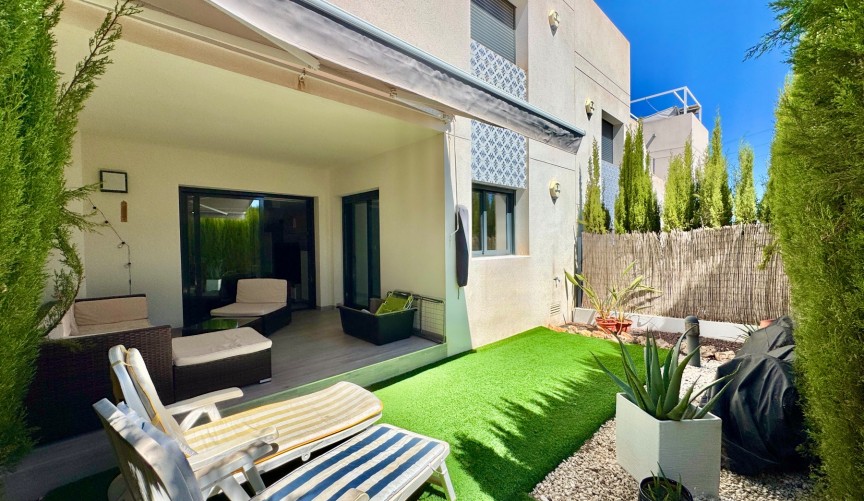 Återförsäljning - Apartment -
Villamartin - Costa Blanca