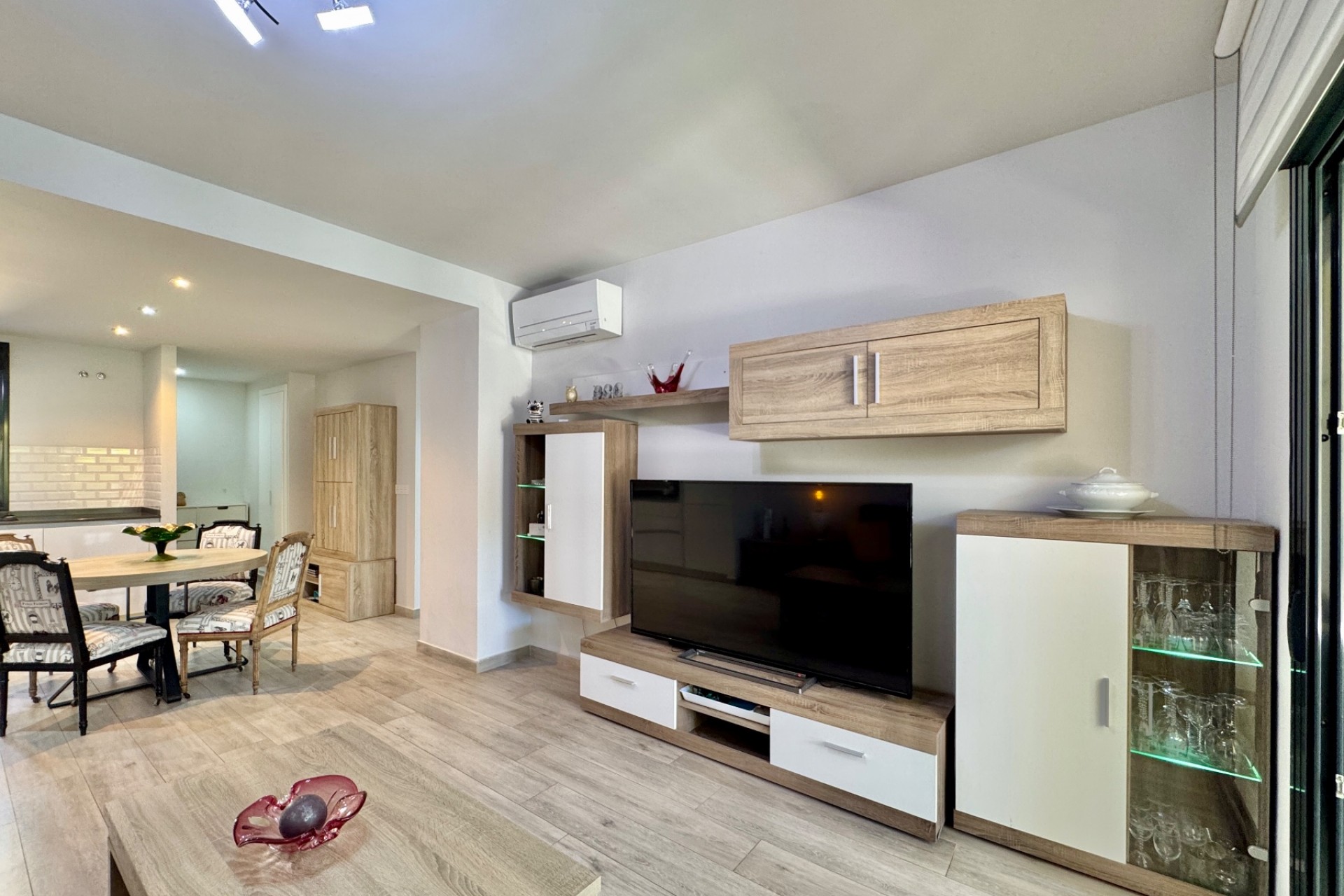 Återförsäljning - Apartment -
Villamartin - Costa Blanca