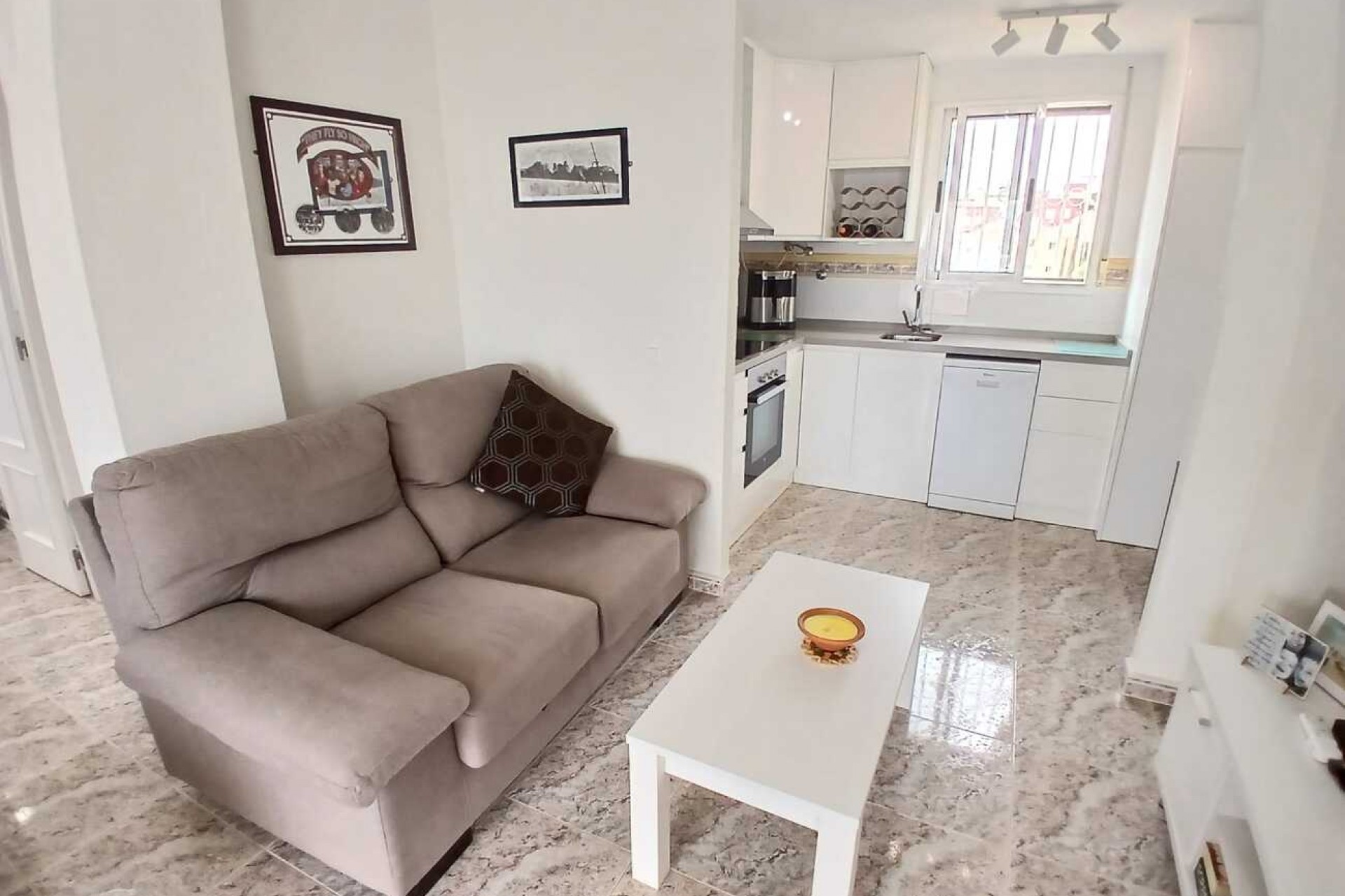 Återförsäljning - Apartment -
Villamartin - Costa Blanca