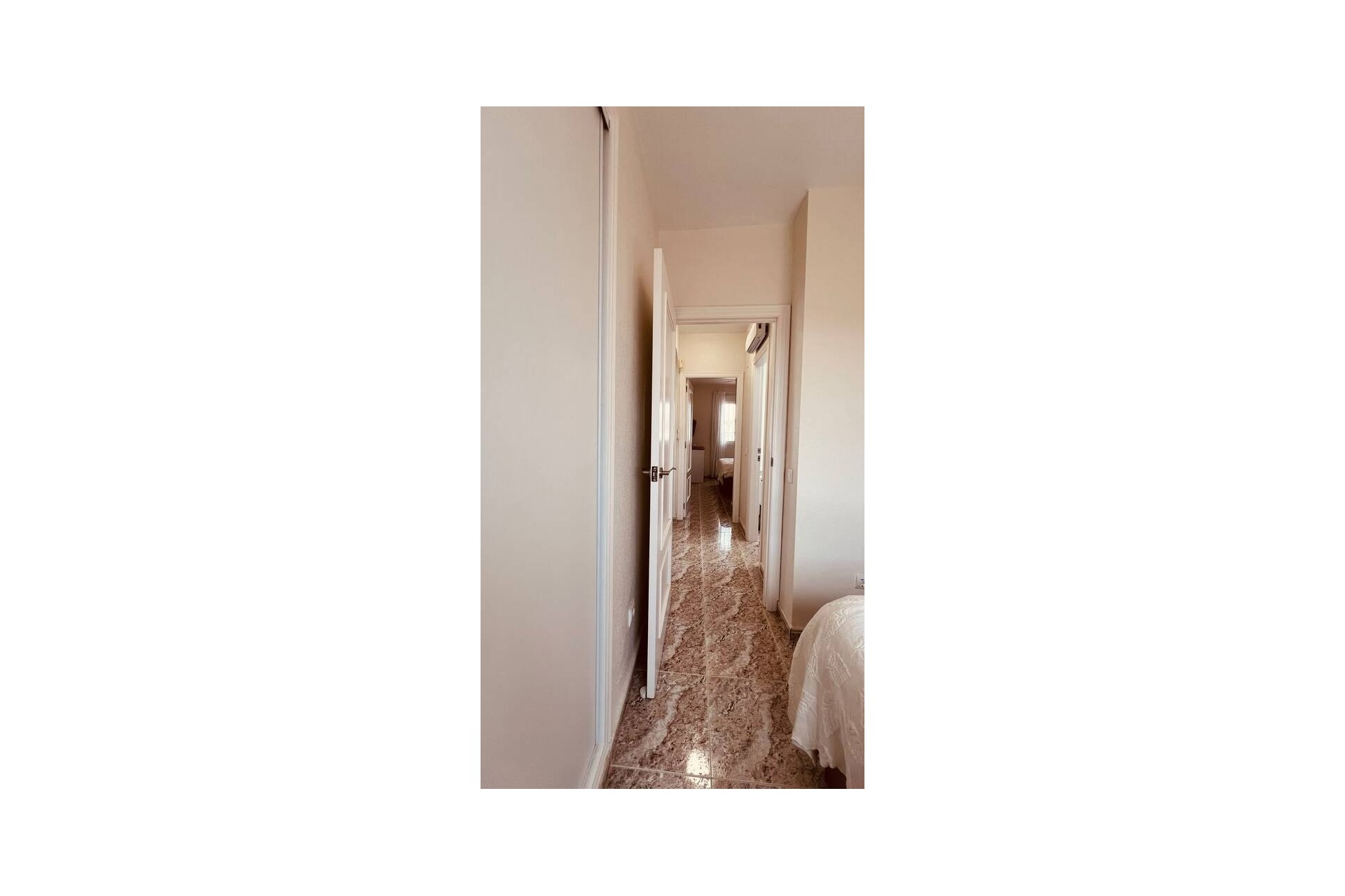 Återförsäljning - Apartment -
Villamartin - Costa Blanca