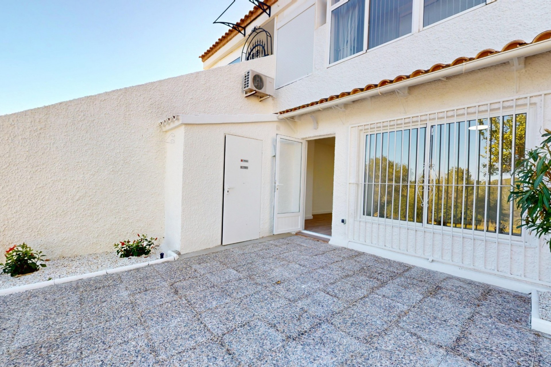 Återförsäljning - Apartment -
Villamartin - Costa Blanca
