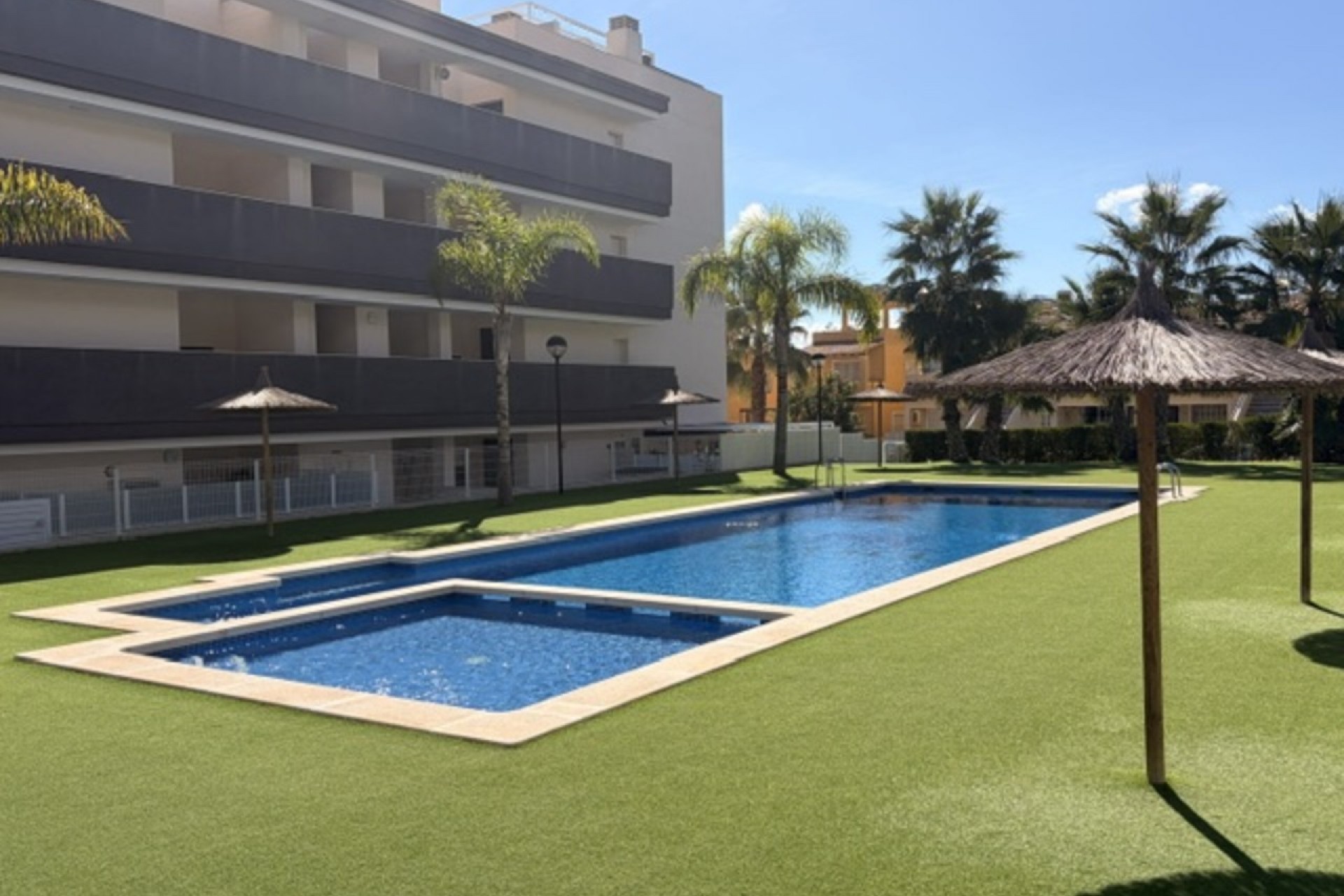 Återförsäljning - Apartment -
Villamartin - Costa Blanca