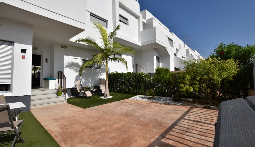 Återförsäljning - Apartment -
Vistabella Golf Entre Naranjos - Inland