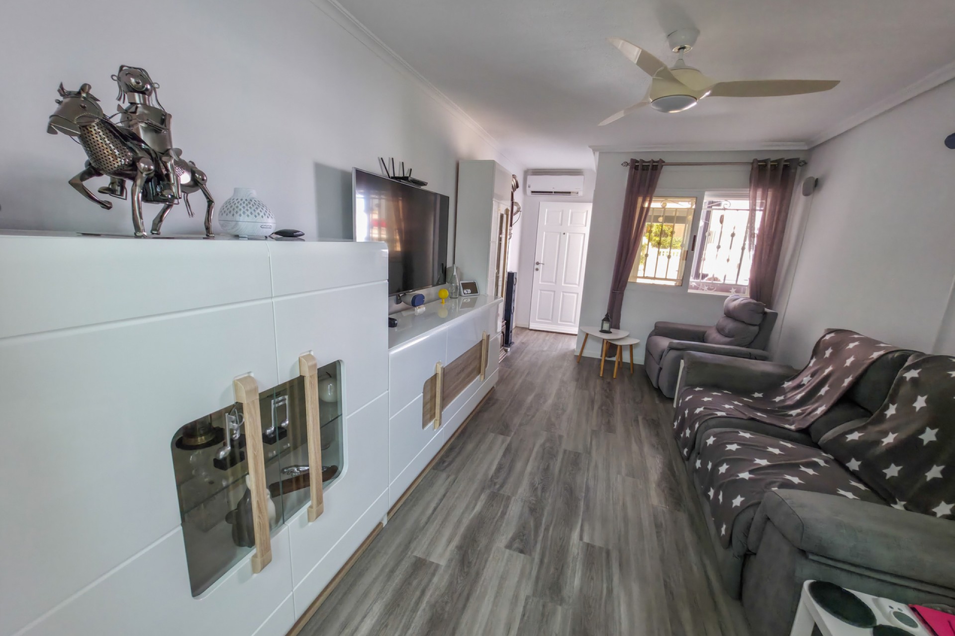 Återförsäljning - Apartment -
Vistabella Golf Entre Naranjos - Inland