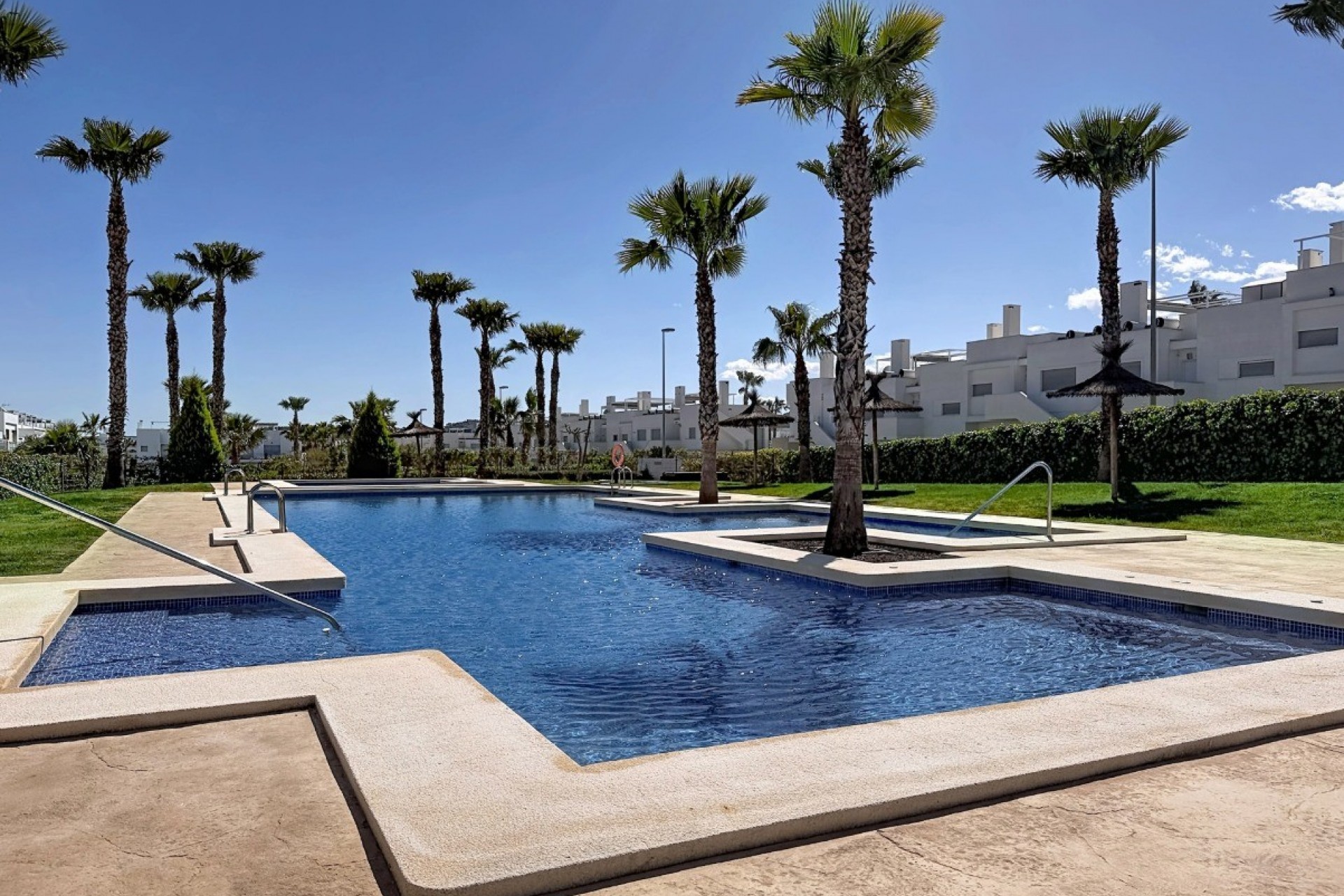Återförsäljning - Apartment -
Vistabella Golf Entre Naranjos - Inland