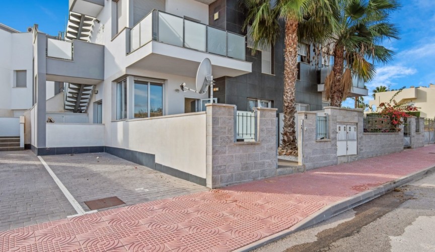 Återförsäljning - Bungalow -
Ciudad Quesada - Costa Blanca