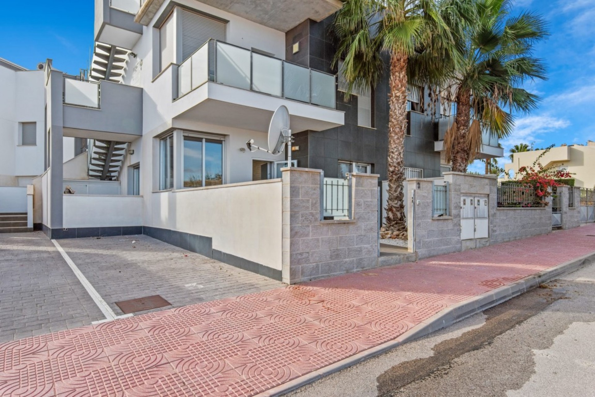 Återförsäljning - Bungalow -
Ciudad Quesada - Costa Blanca