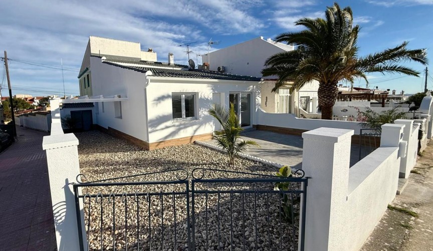 Återförsäljning - Bungalow -
Ciudad Quesada - Costa Blanca
