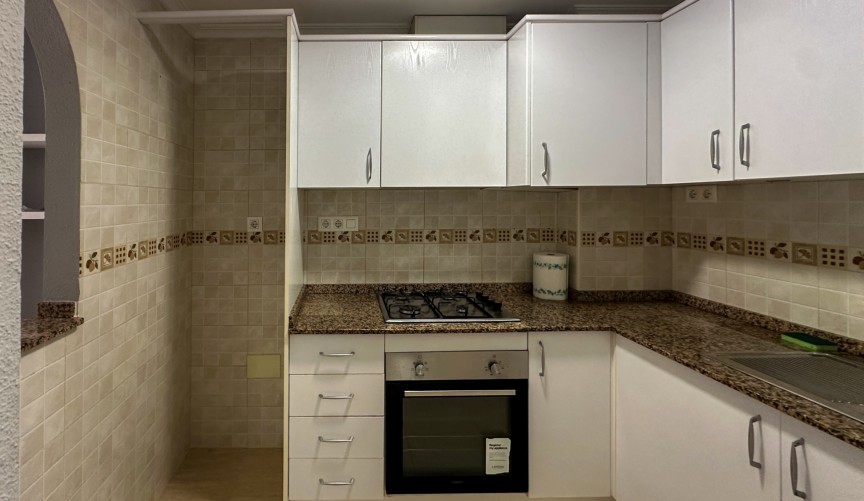 Återförsäljning - Bungalow -
Daya Nueva - Costa Blanca