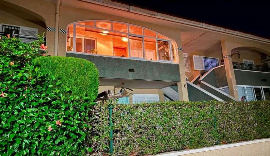 Återförsäljning - Bungalow -
Gran Alacant - Costa Blanca