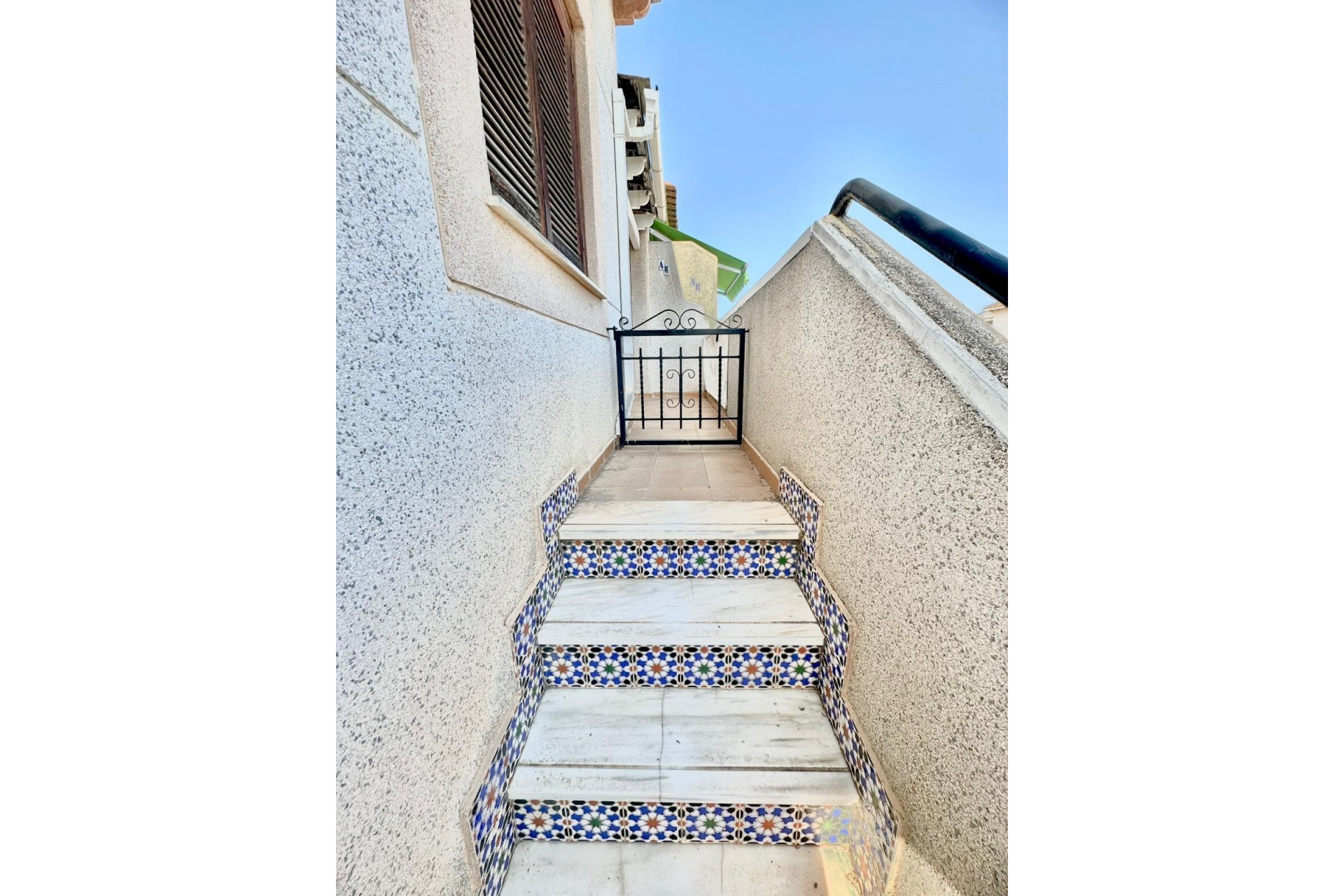 Återförsäljning - Bungalow -
Guardamar del Segura - El Moncayo