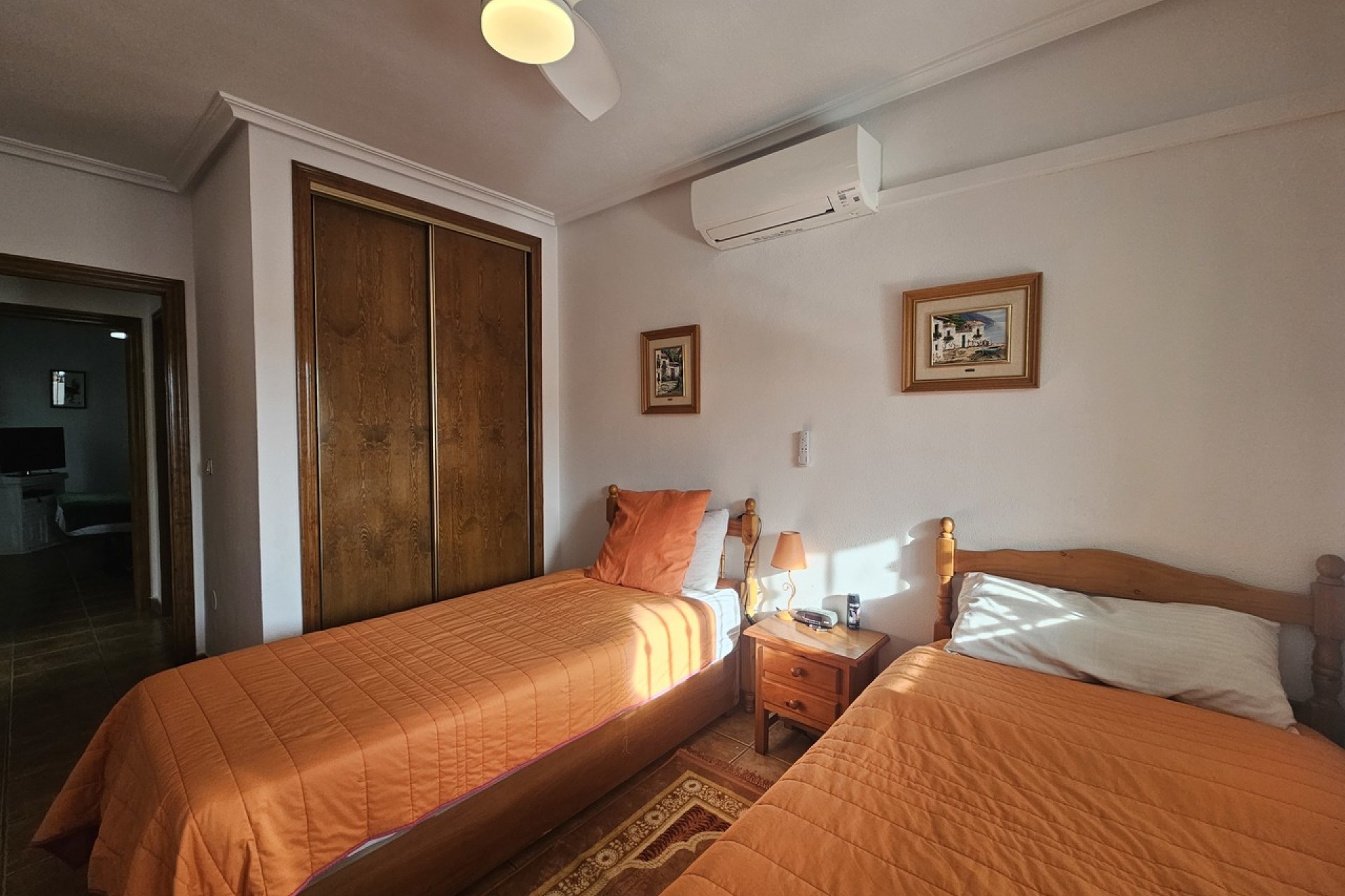 Återförsäljning - Bungalow -
La Zenia - Costa Blanca