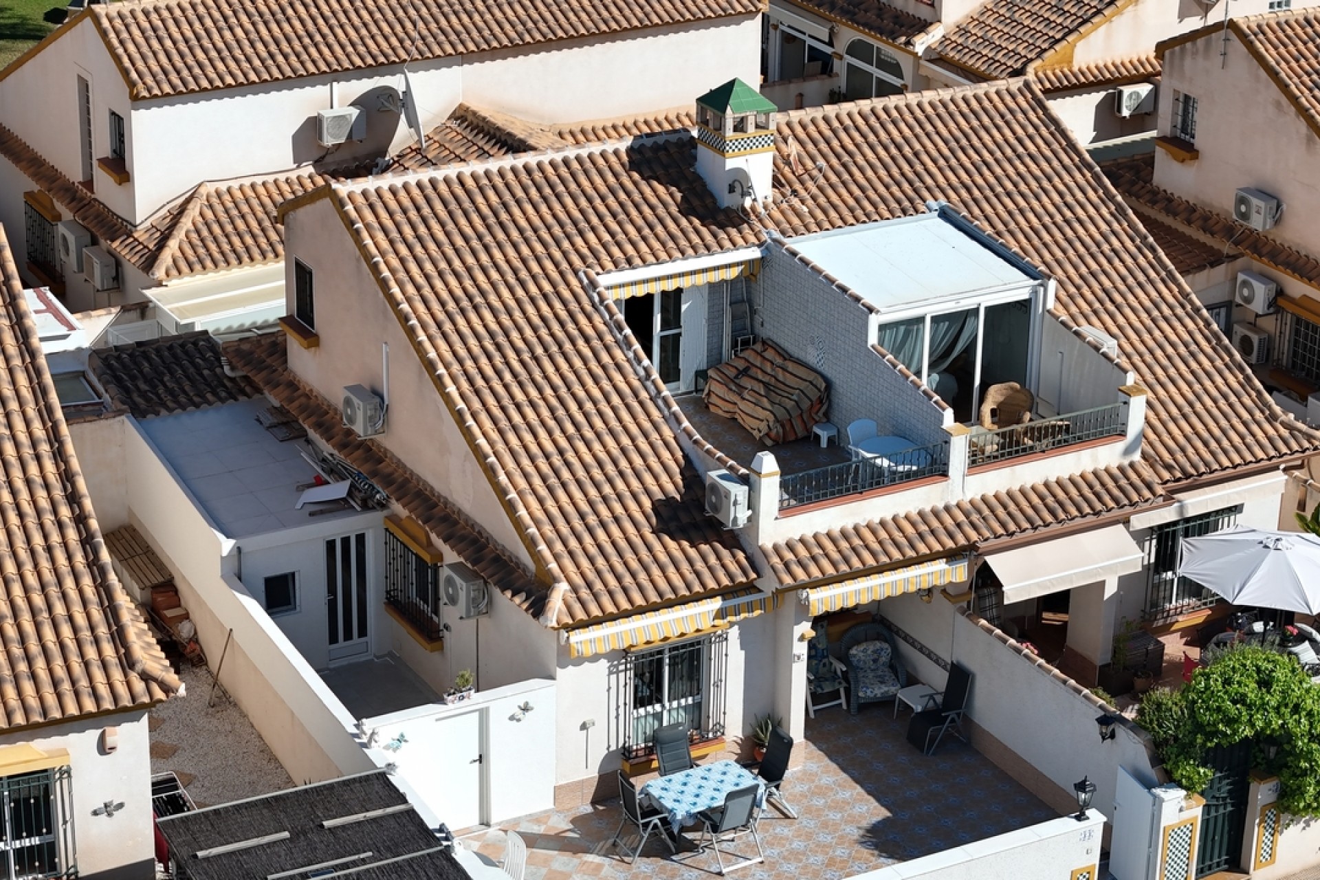 Återförsäljning - Bungalow -
La Zenia - Costa Blanca