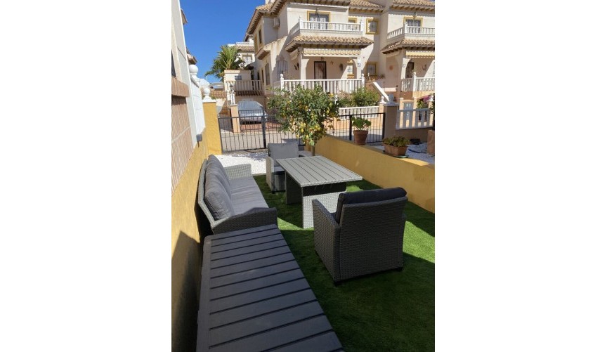 Återförsäljning - Bungalow -
Lomas de Caboroig - Costa Blanca