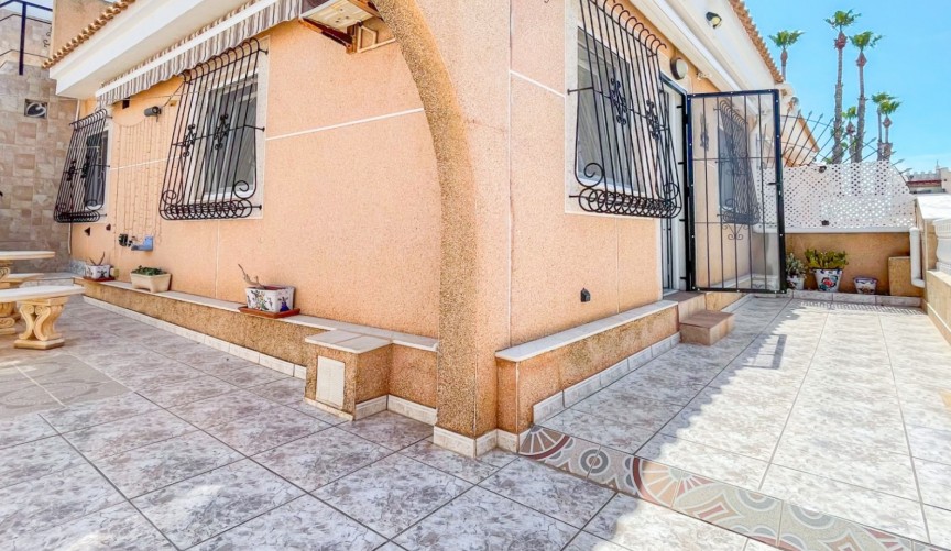 Återförsäljning - Bungalow -
Los Alcazares - Costa Calida