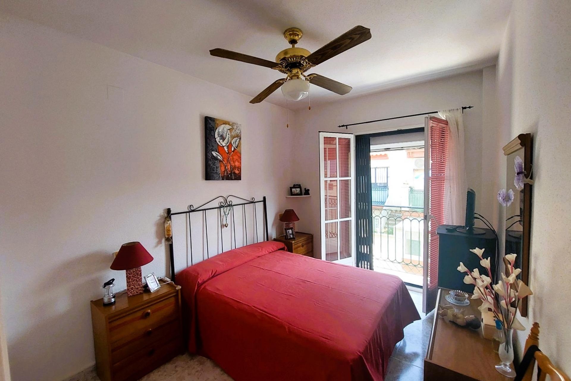 Återförsäljning - Bungalow -
Orihuela Costa - Costa Blanca